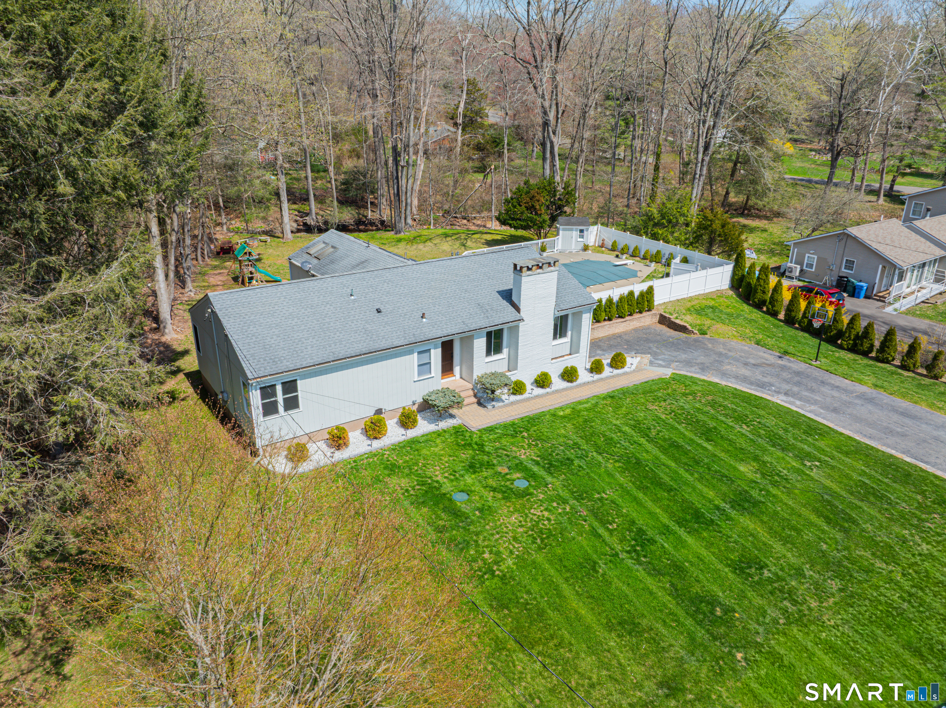 44 Brinsmade Road Hamden, CT 06514 - Photo 34 of 39