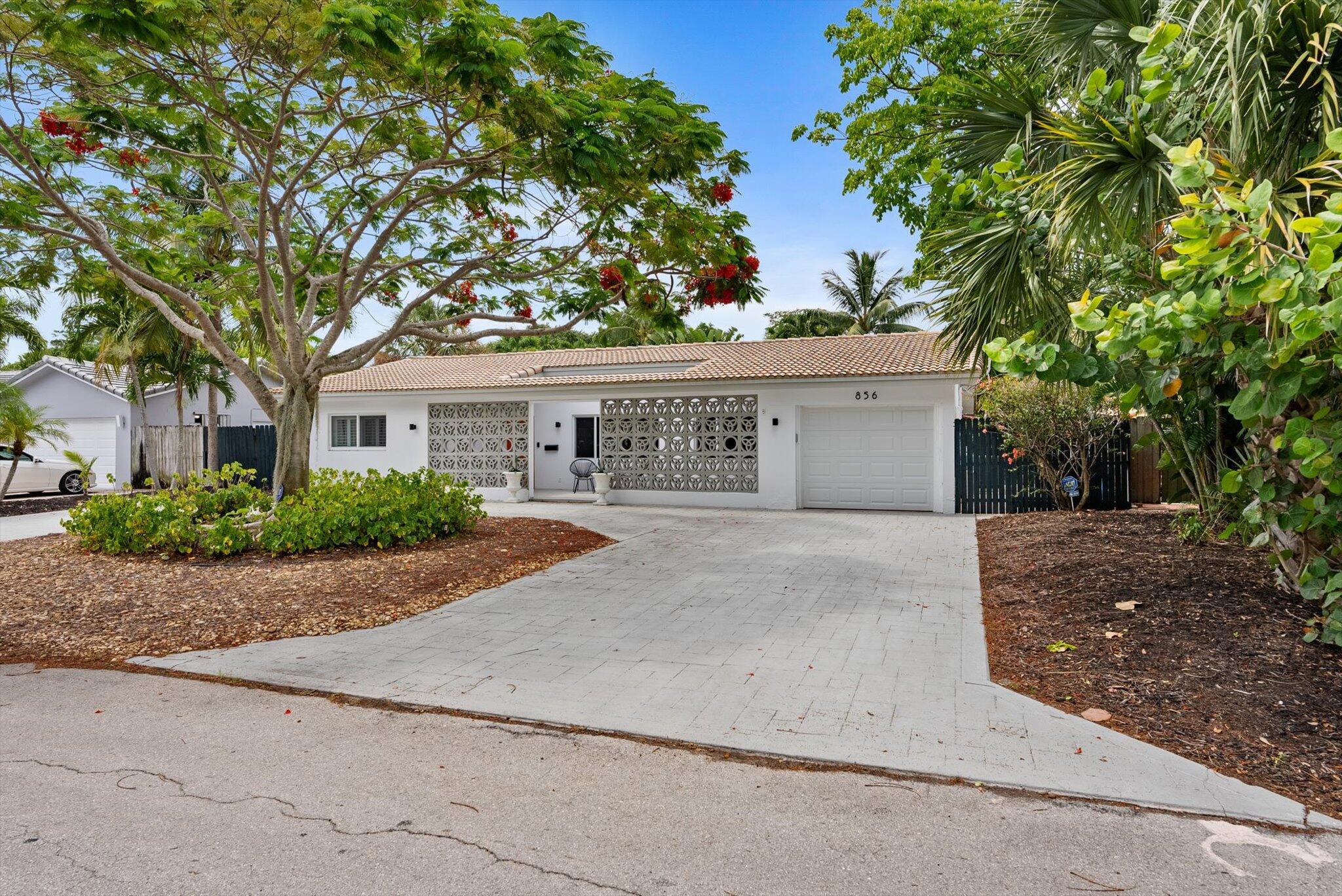 856 Northwest 6th Terrace Boca Raton, FL 33486 - Photo 6 of 58 856 NW 6TH TERRACE