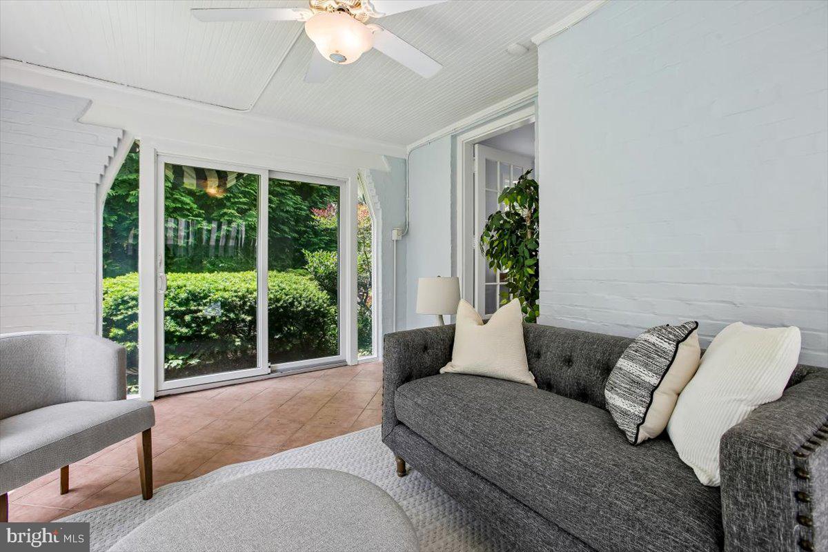 7505 Glendale Road Chevy Chase, MD 20815 - Photo 11 of 59