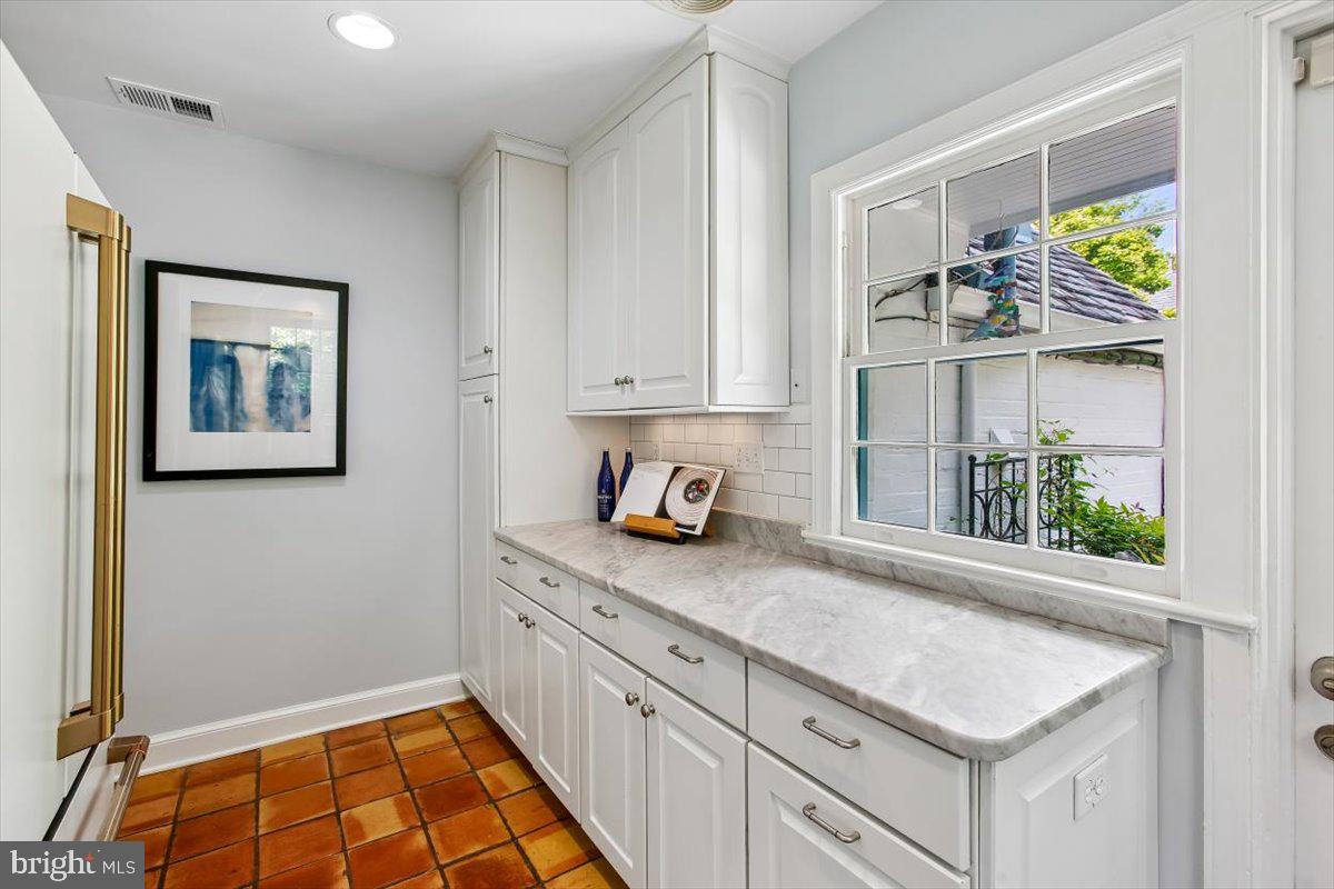 7505 Glendale Road Chevy Chase, MD 20815 - Photo 16 of 59