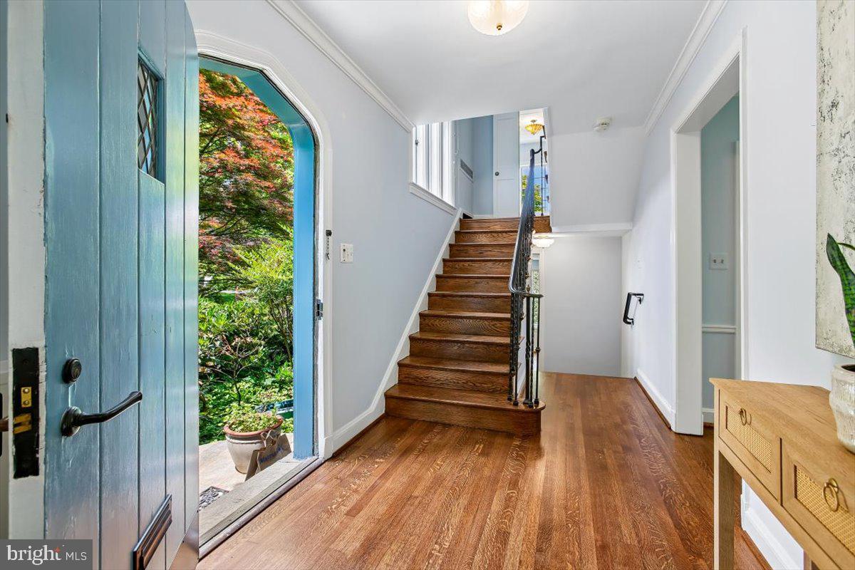 7505 Glendale Road Chevy Chase, MD 20815 - Photo 17 of 59