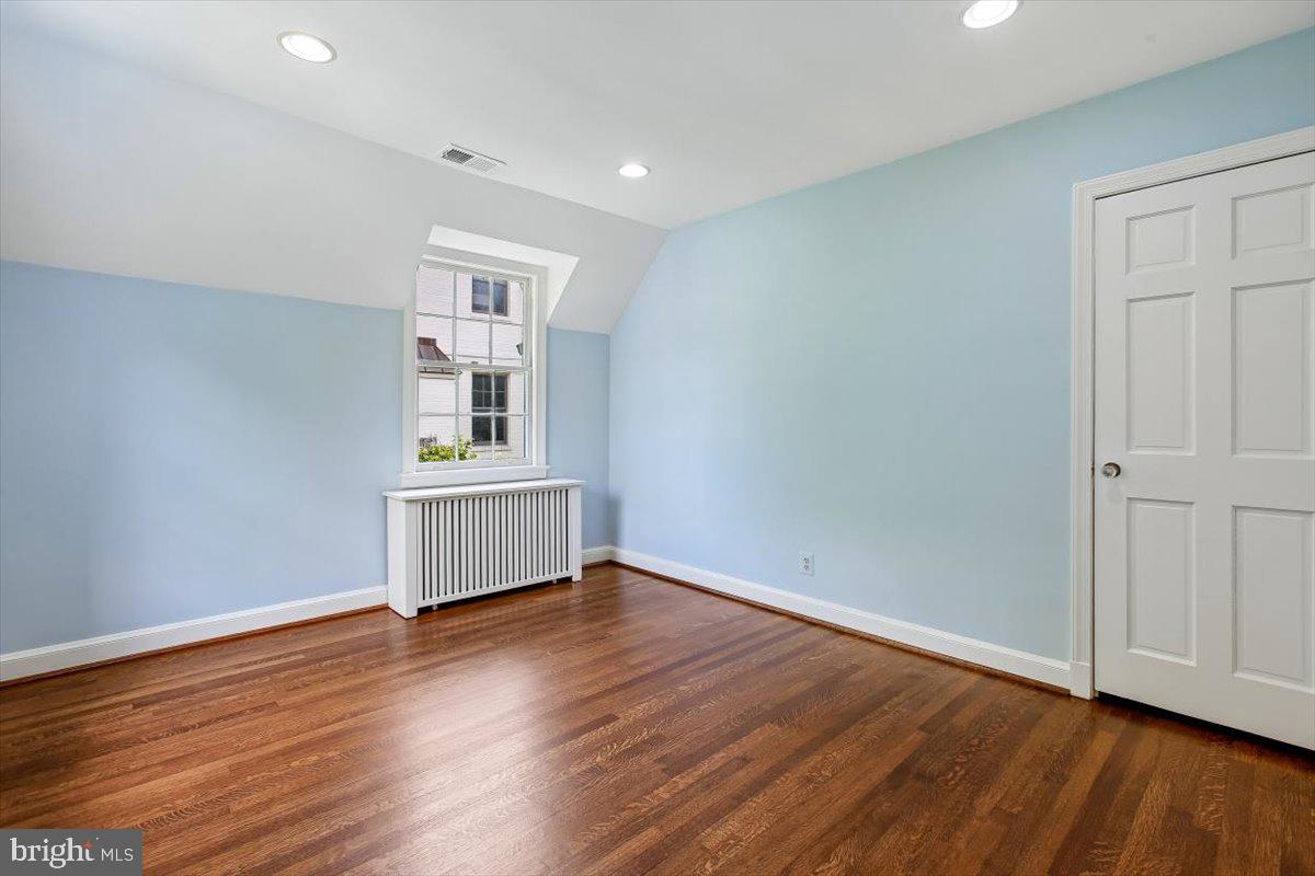 7505 Glendale Road Chevy Chase, MD 20815 - Photo 27 of 59