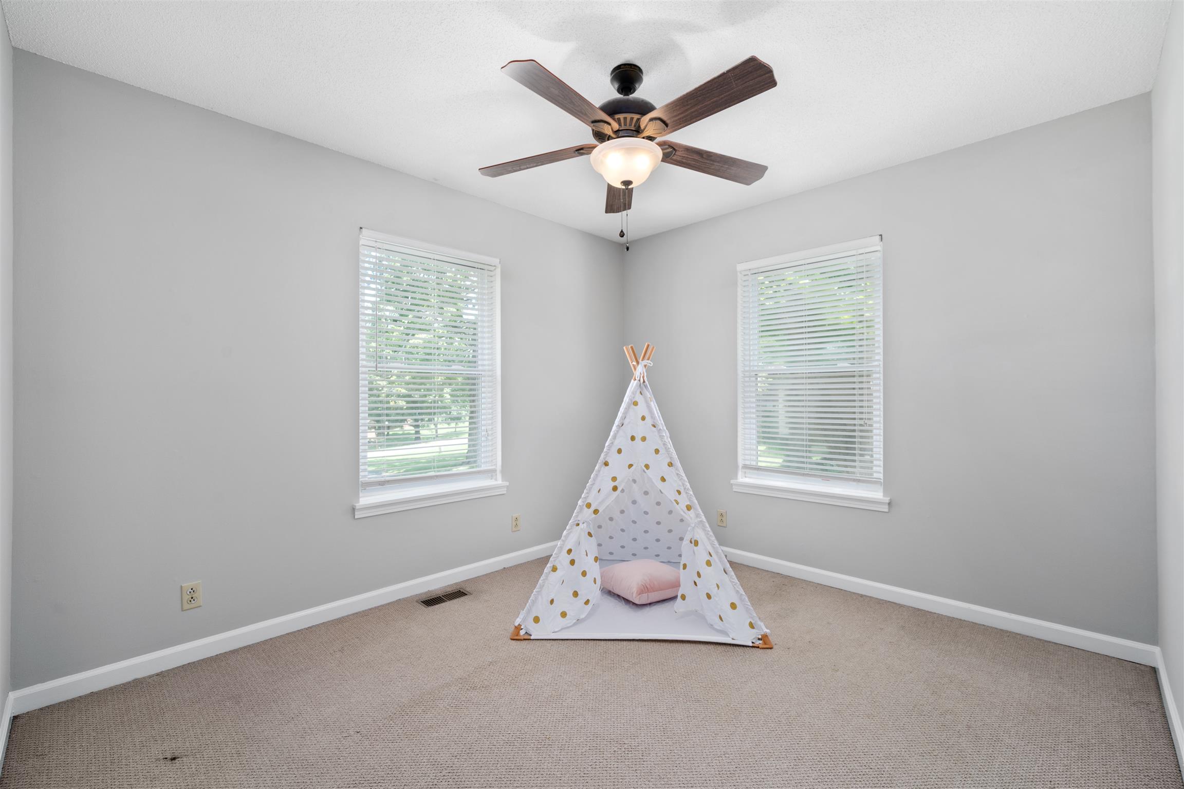 768 Pollard Road Clarksville, TN 37042 - Photo 14 of 27 Gallery Image 14