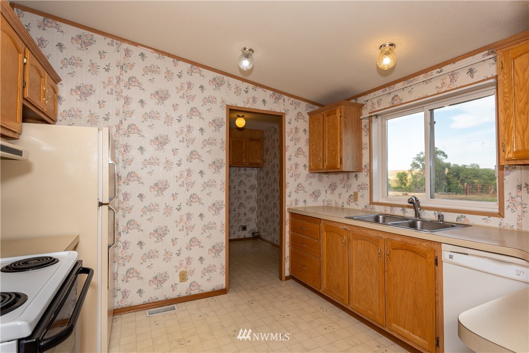 5357 Rd K Northeast Moses Lake, WA 98837 - Photo 19 of 25