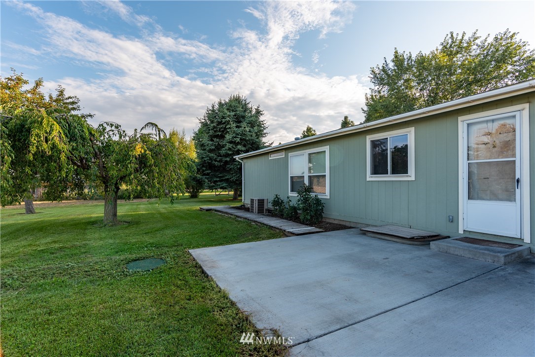 5357 Rd K Northeast Moses Lake, WA 98837 - Photo 9 of 25