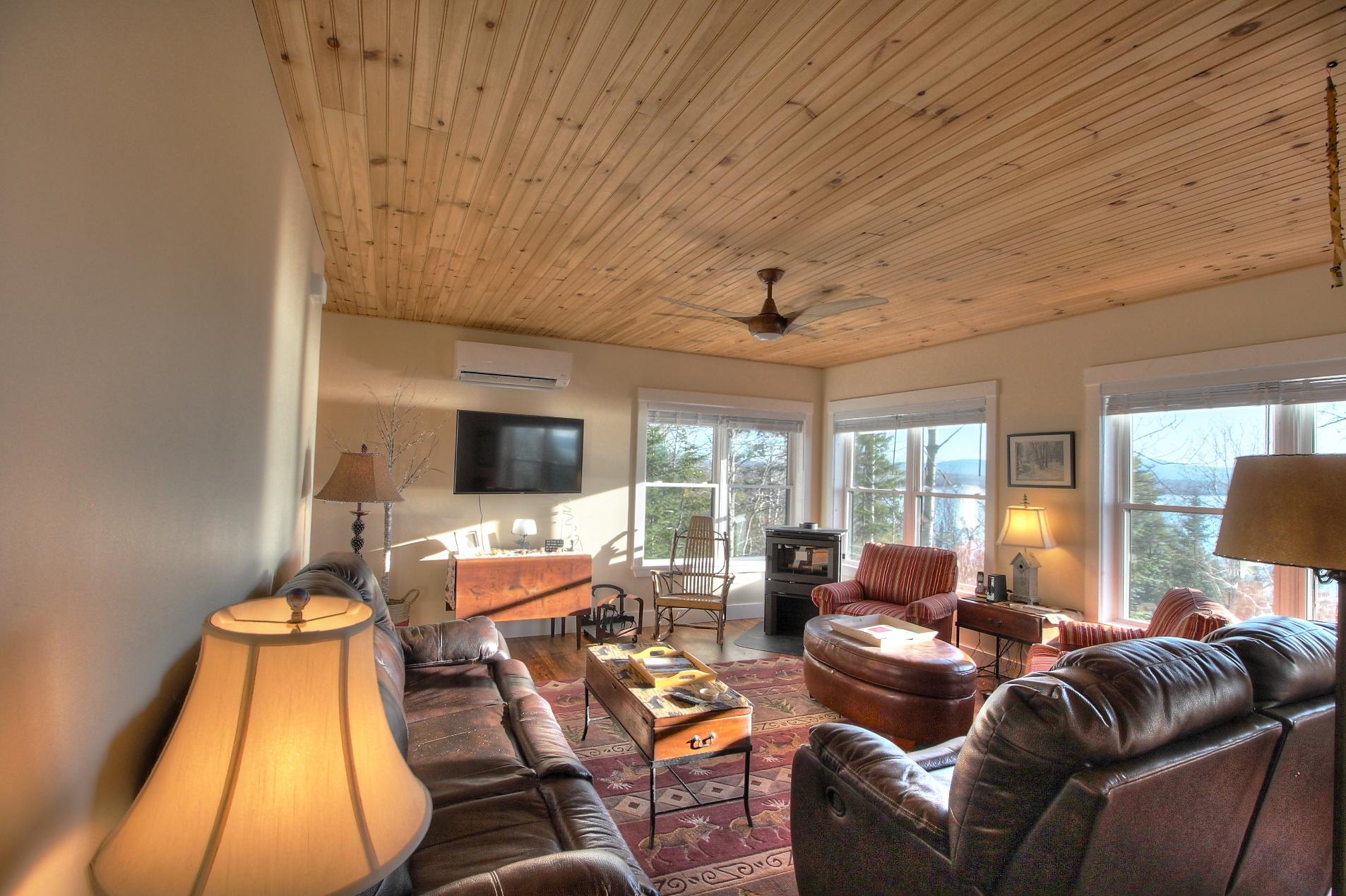 390 Bald Mountain Road Oquossoc, ME 04964 - Photo 14 of 23 d