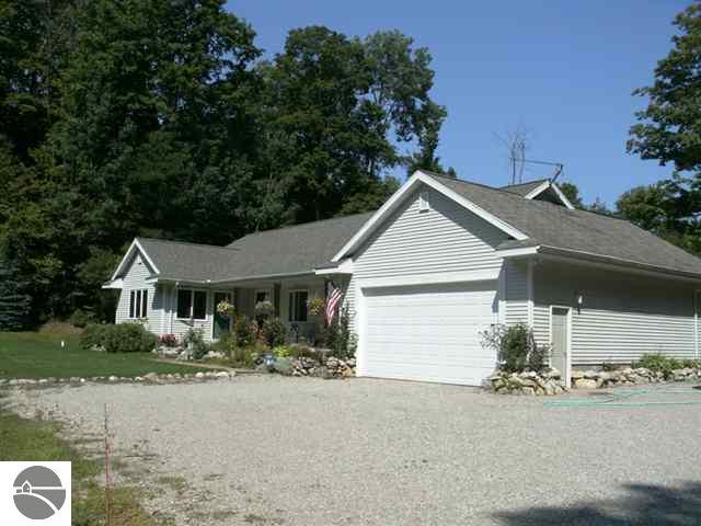 4020 Powell Road Kewadin, MI 49648 - Photo 22 of 25 1739070-21.JPG