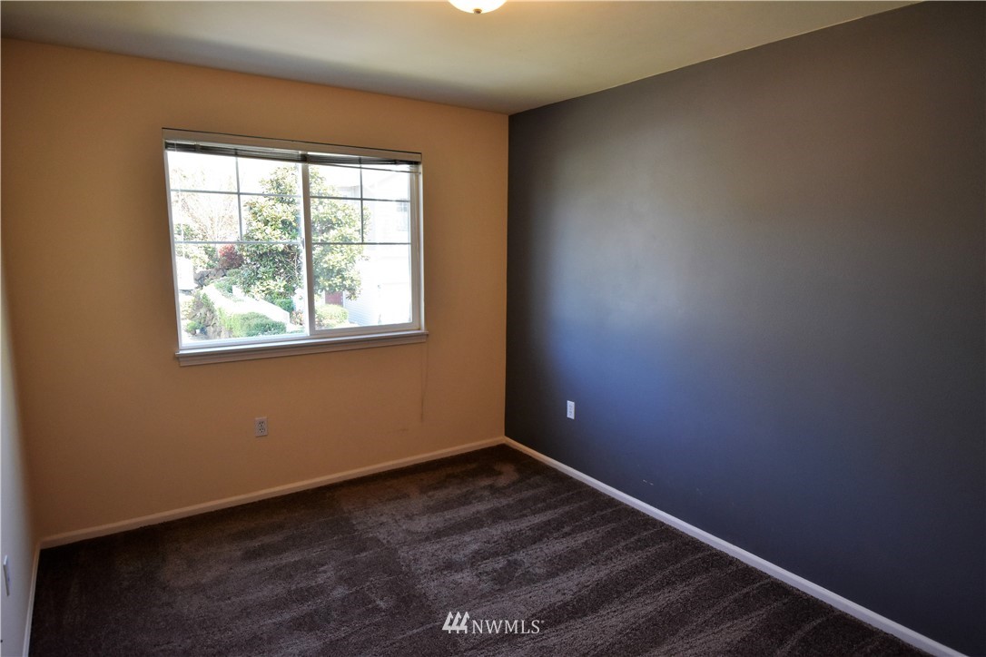 211 South 48th Street, Unit C Renton, WA 98055 - Photo 12 of 19 Gallery Image 12