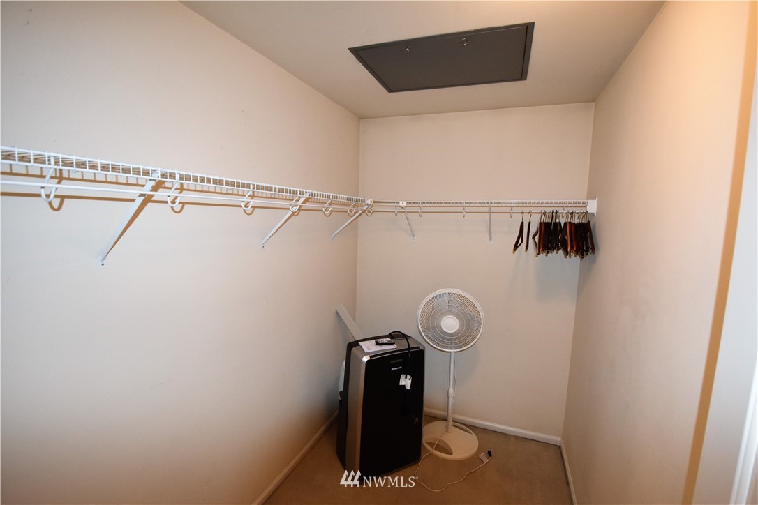 211 South 48th Street, Unit C Renton, WA 98055 - Photo 10 of 19 Gallery Image 10