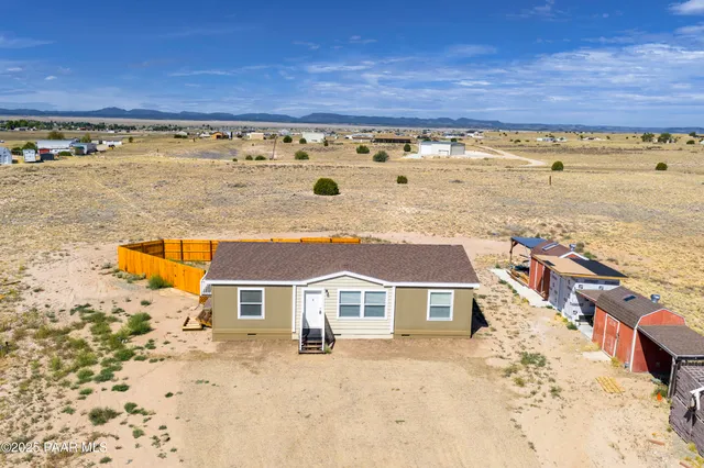 $349,000 | 26600 North Feather Mountain Road, Paulden, AZ 86334