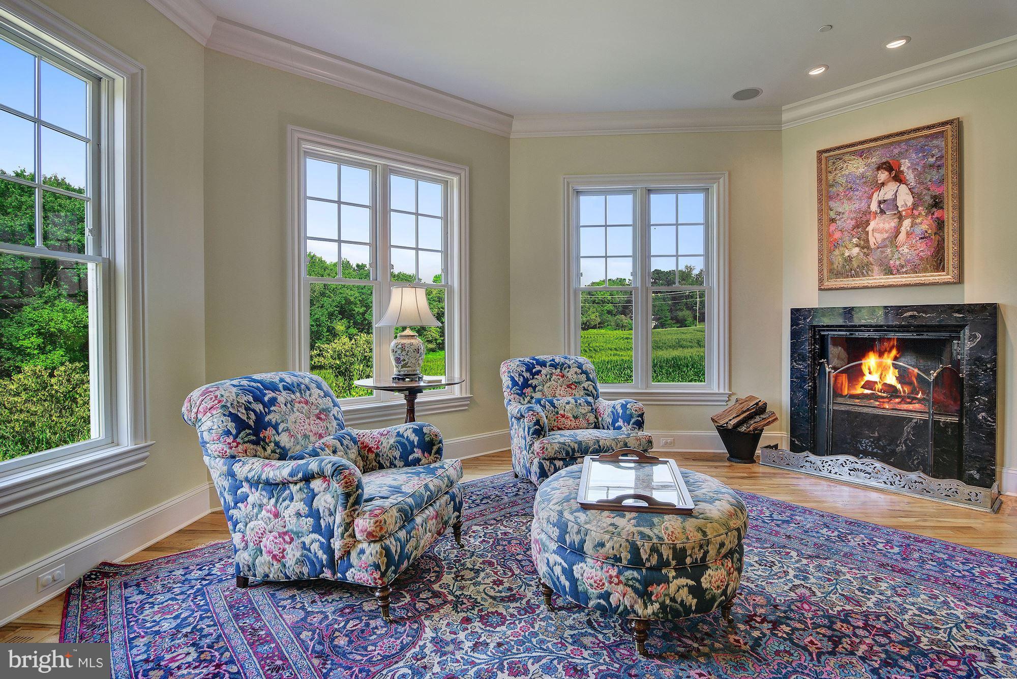 14301 Frederick Road Cooksville, MD 21723 - Photo 5 of 30 Living Room