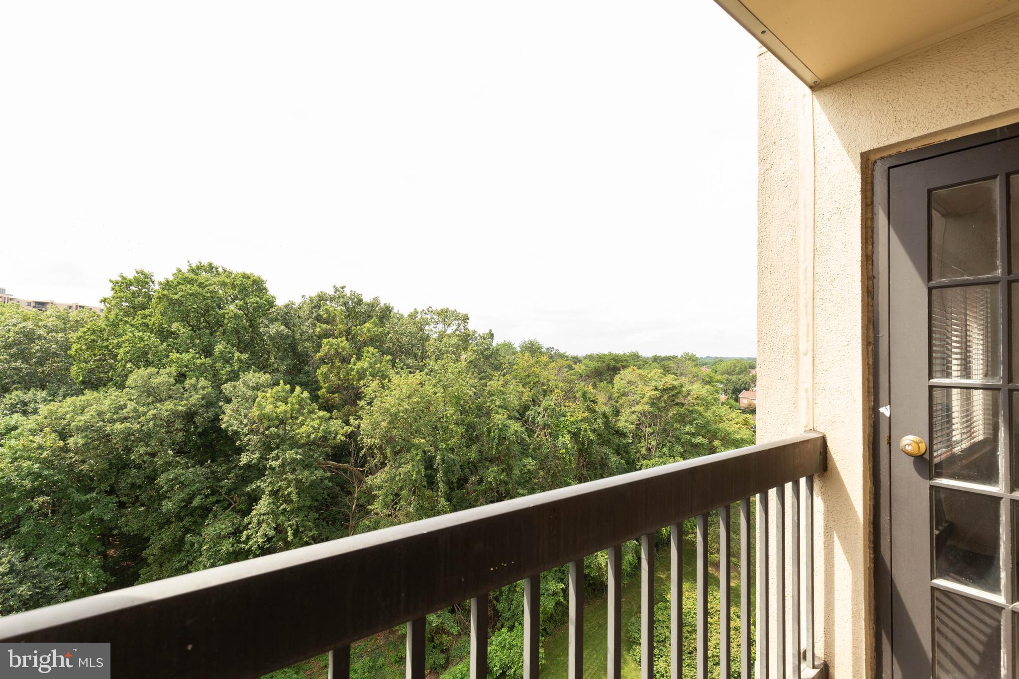 6300 Stevenson Avenue, Unit 907 Alexandria, VA 22304 - Photo 22 of 33