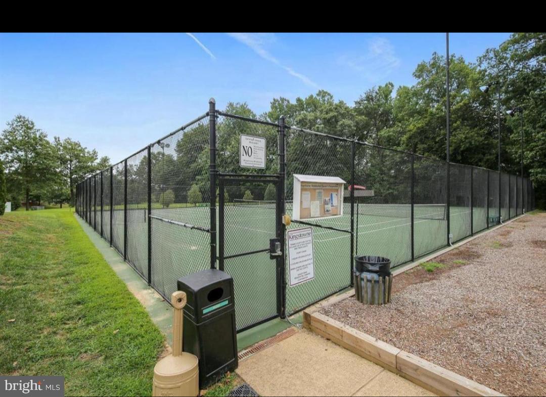 6300 Stevenson Avenue, Unit 907 Alexandria, VA 22304 - Photo 29 of 33