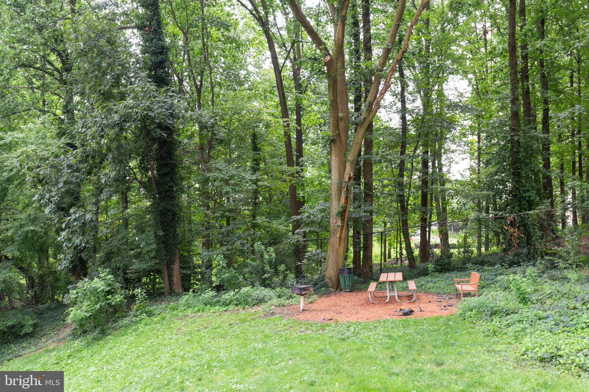 6300 Stevenson Avenue, Unit 907 Alexandria, VA 22304 - Photo 30 of 33