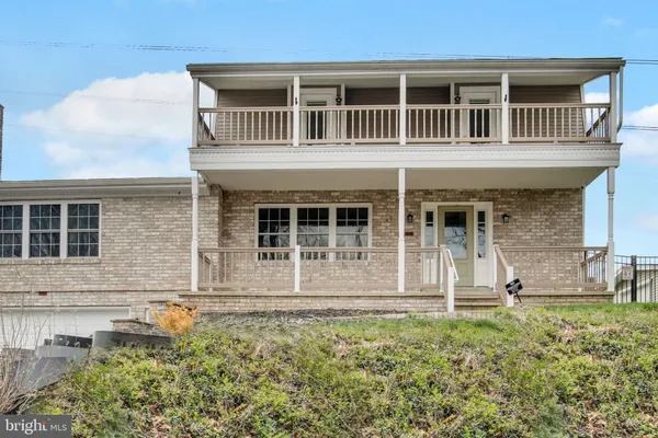 $499,900 | 26 Autumn Drive, Dillsburg, PA 17019