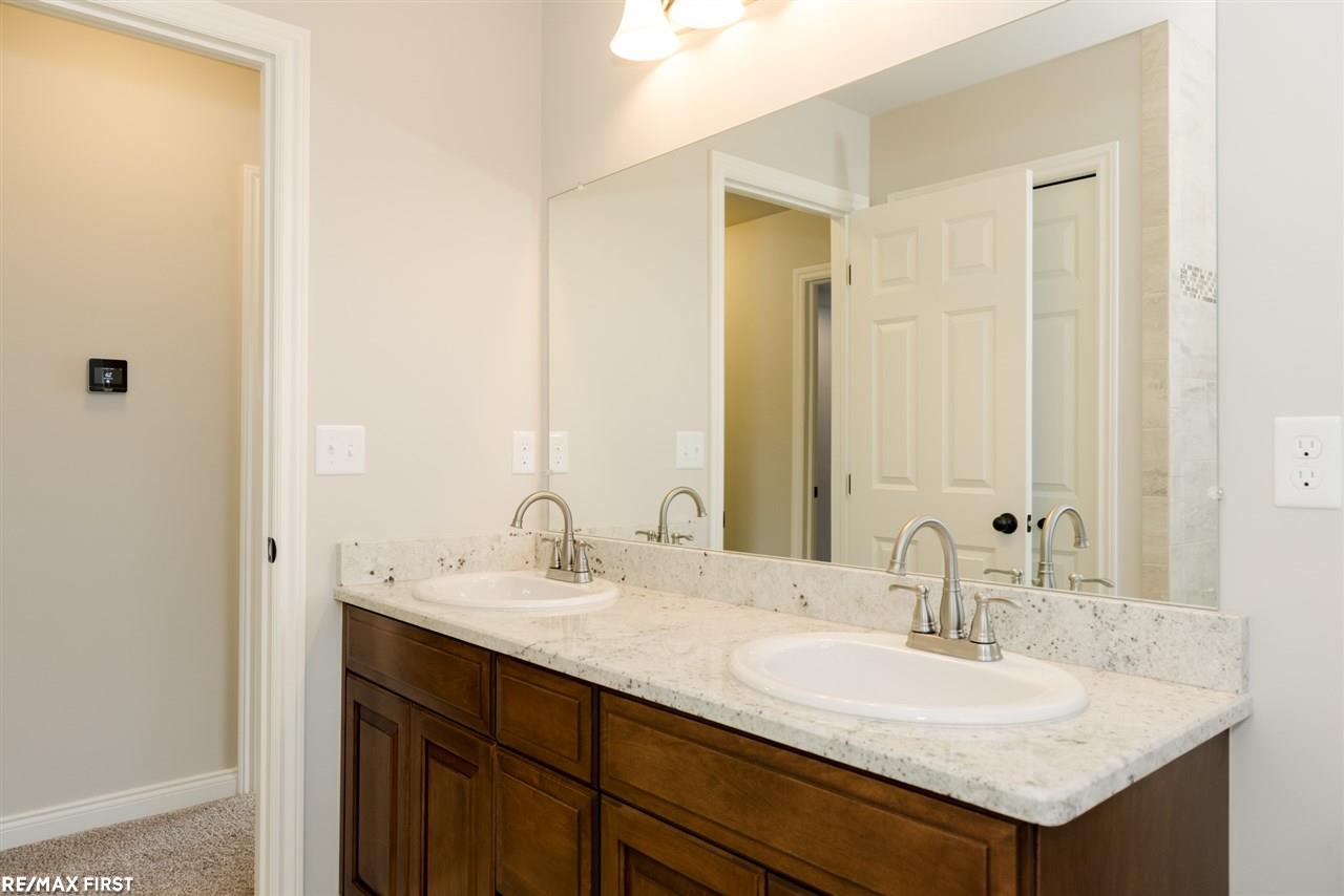 48617 Sugarbush Road Chesterfield, MI 48047 - Photo 11 of 17