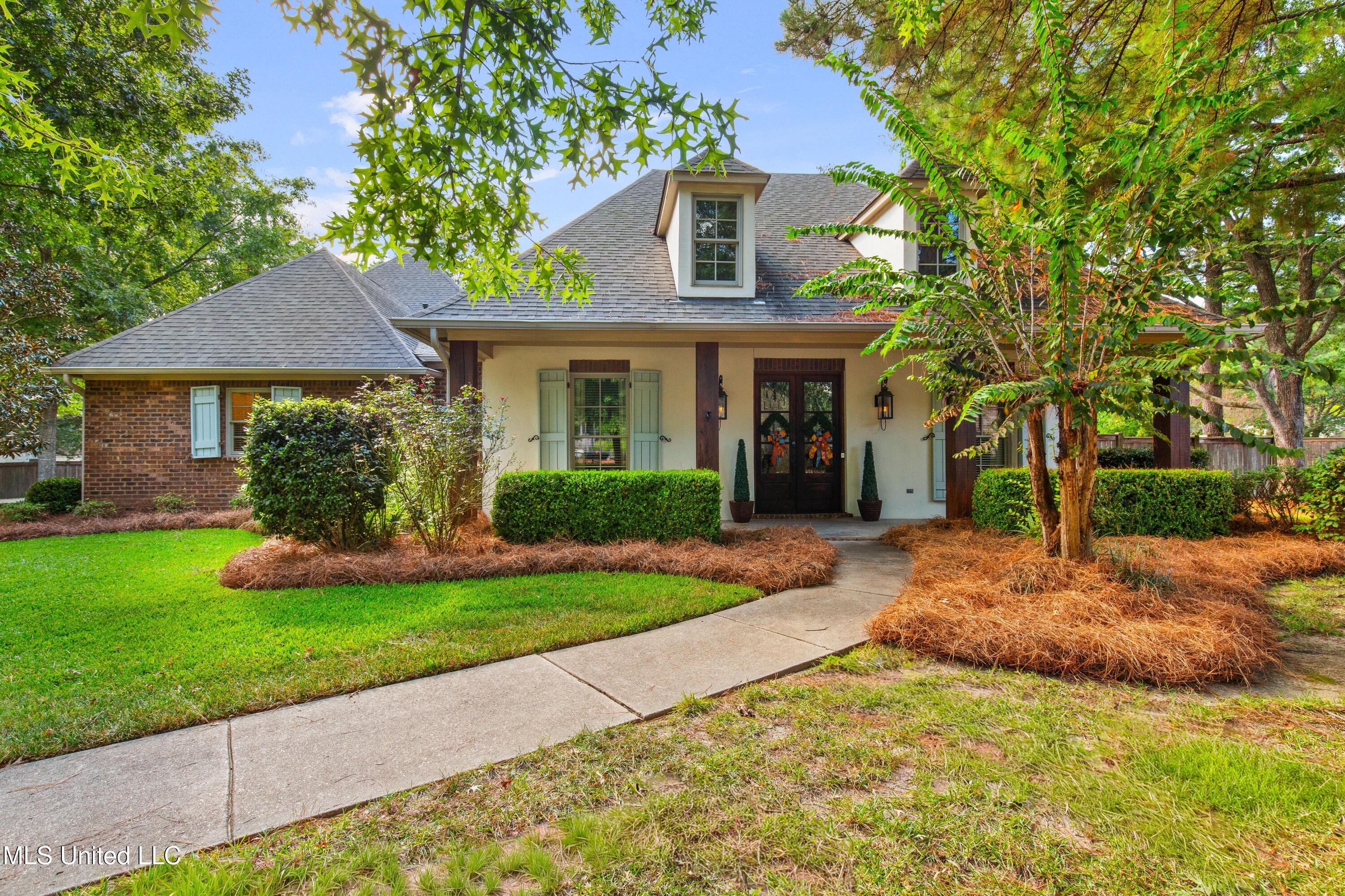 722 Arlington Ct-7 (1)