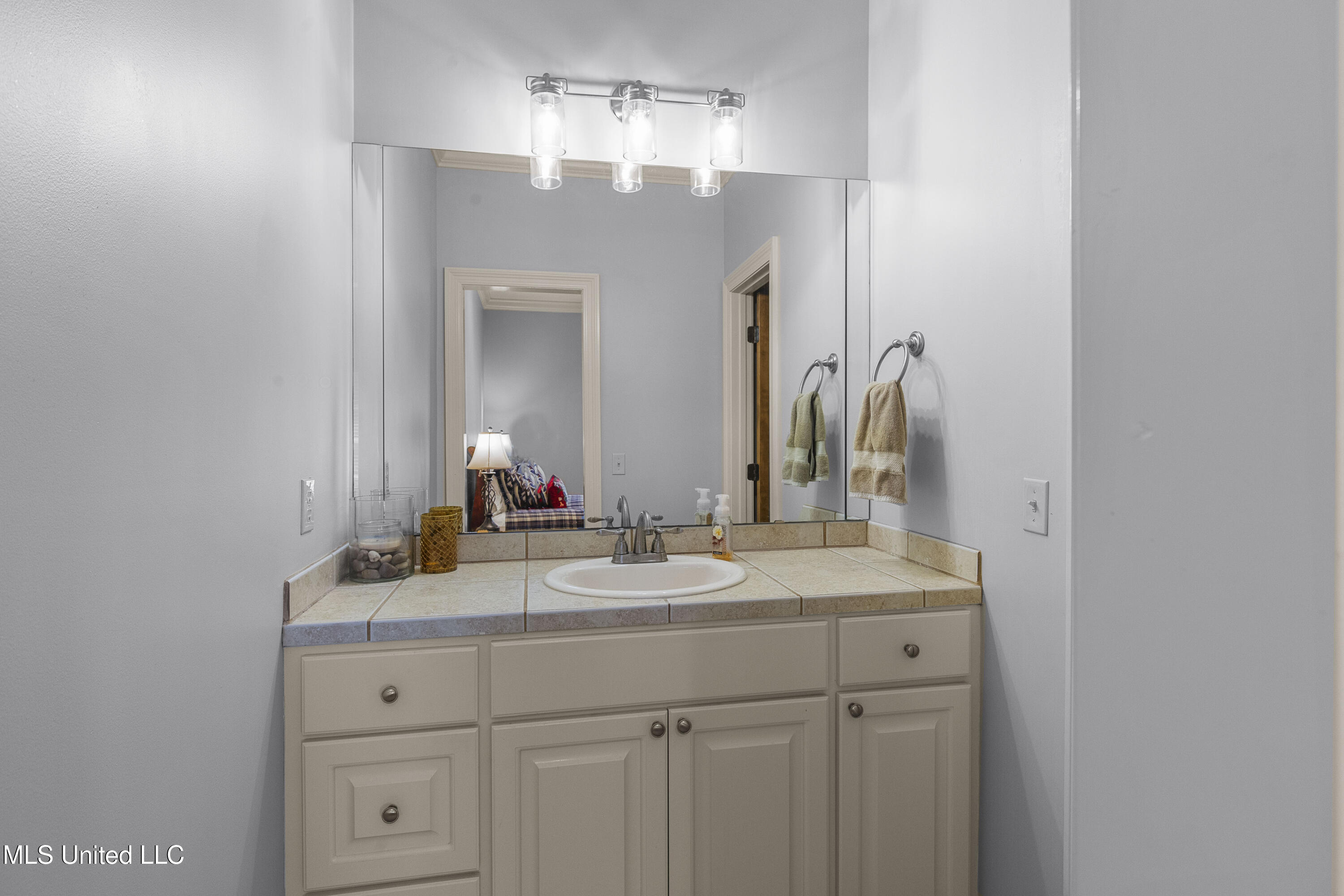 722 Arlington Court Madison, MS 39110 - Photo 29 of 54 722 Arlington Ct-63