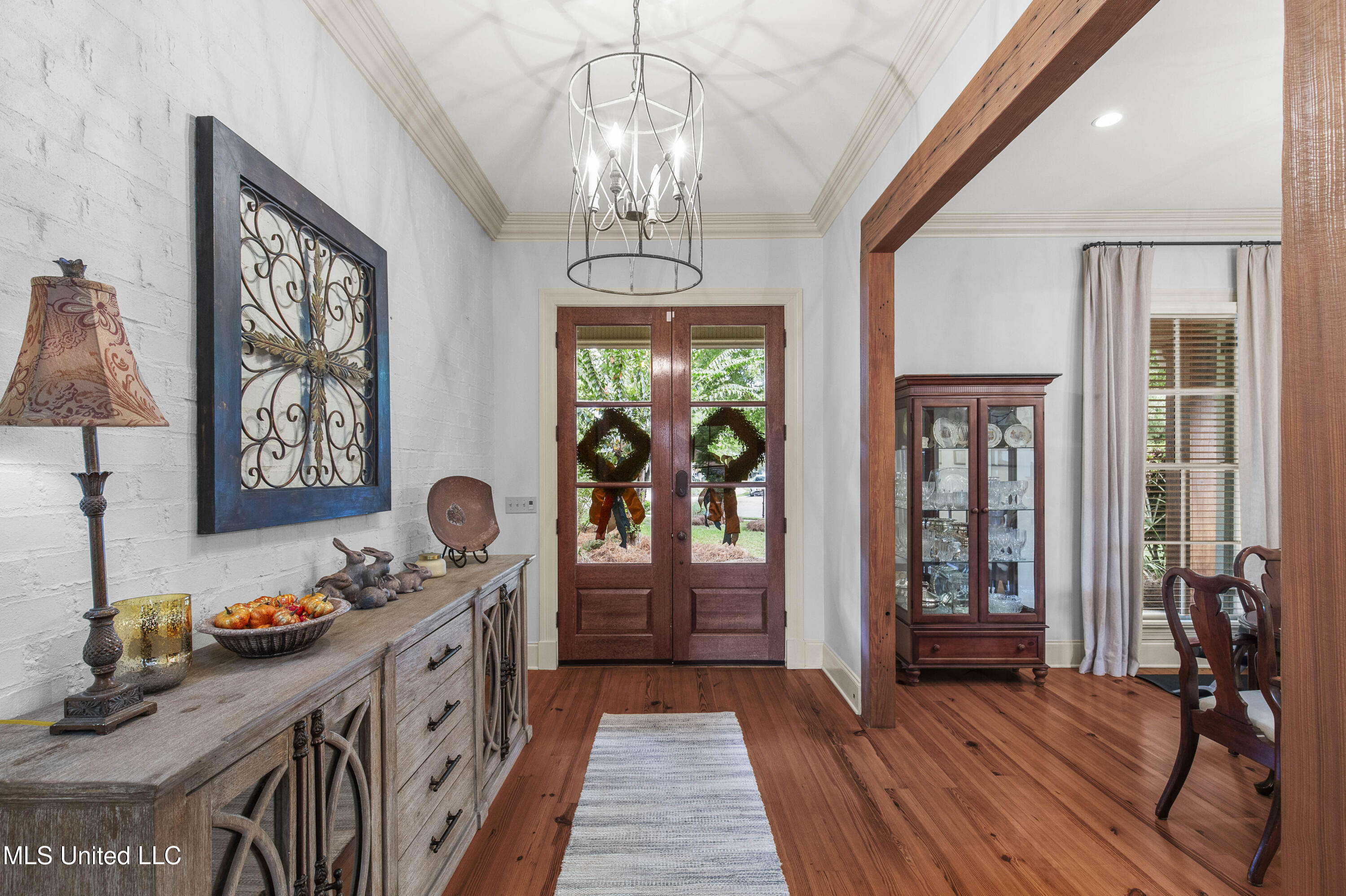 722 Arlington Court Madison, MS 39110 - Photo 3 of 54 722 Arlington Ct-12