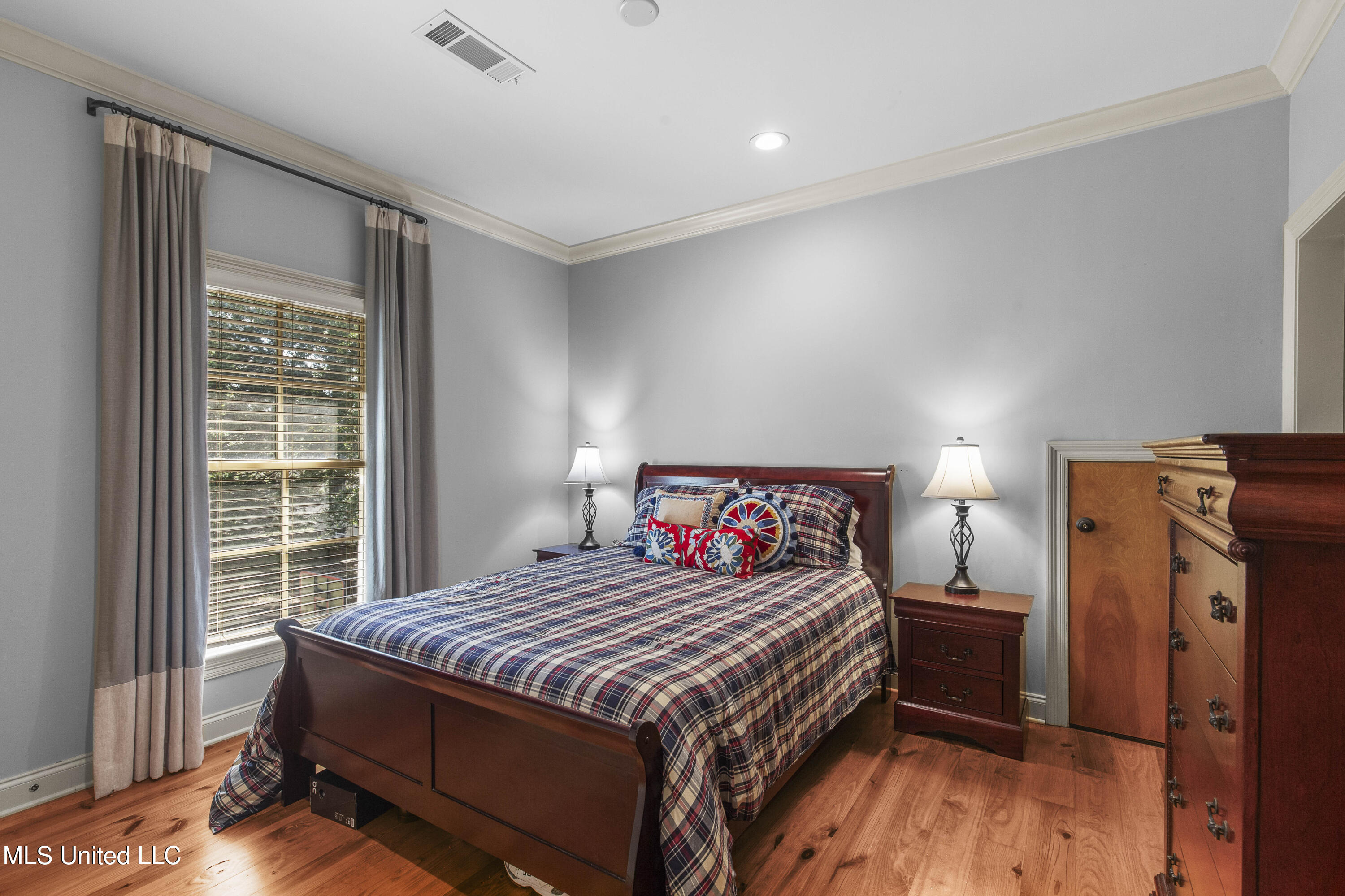 722 Arlington Court Madison, MS 39110 - Photo 38 of 54 722 Arlington Ct-64