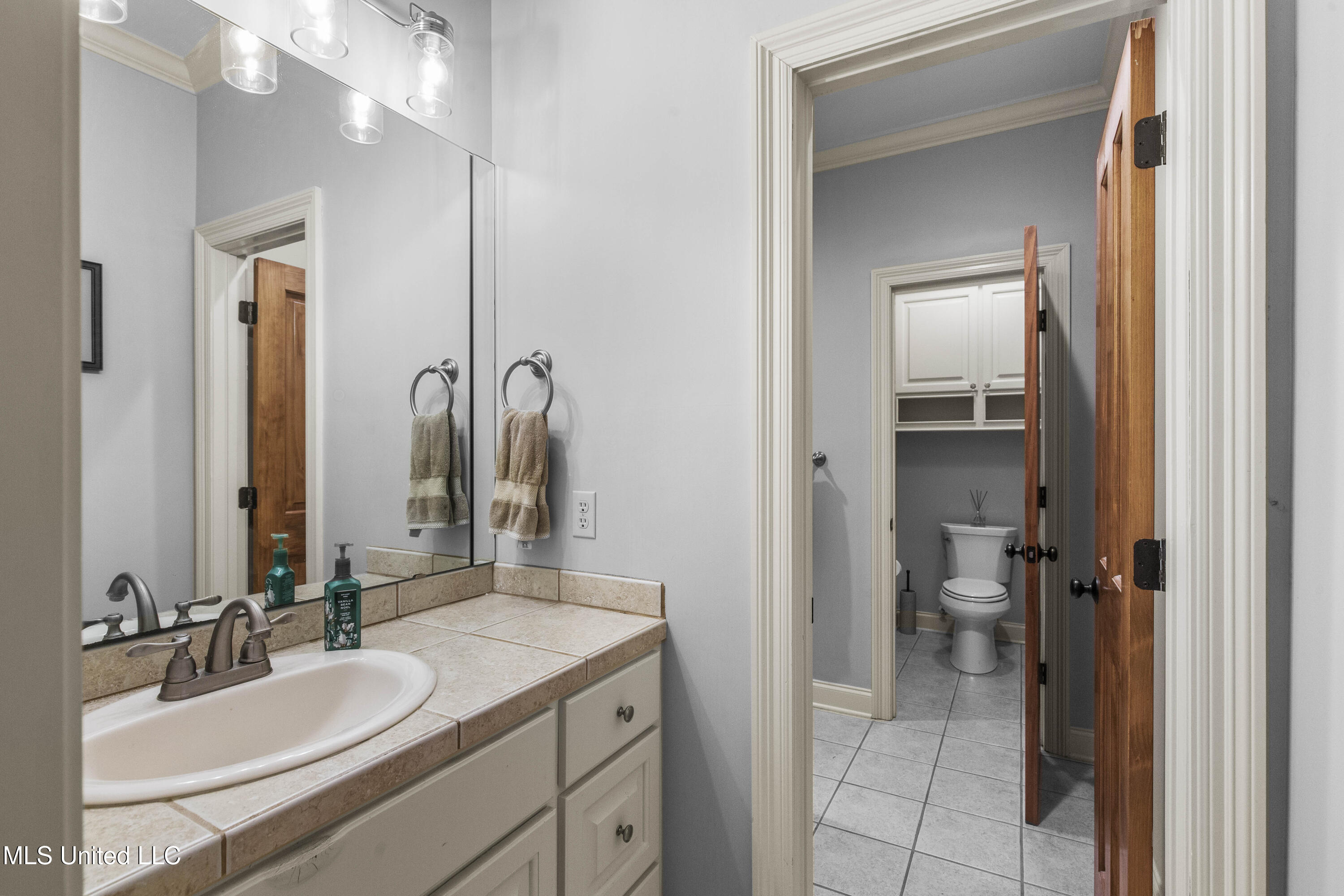 722 Arlington Court Madison, MS 39110 - Photo 40 of 54 722 Arlington Ct-61