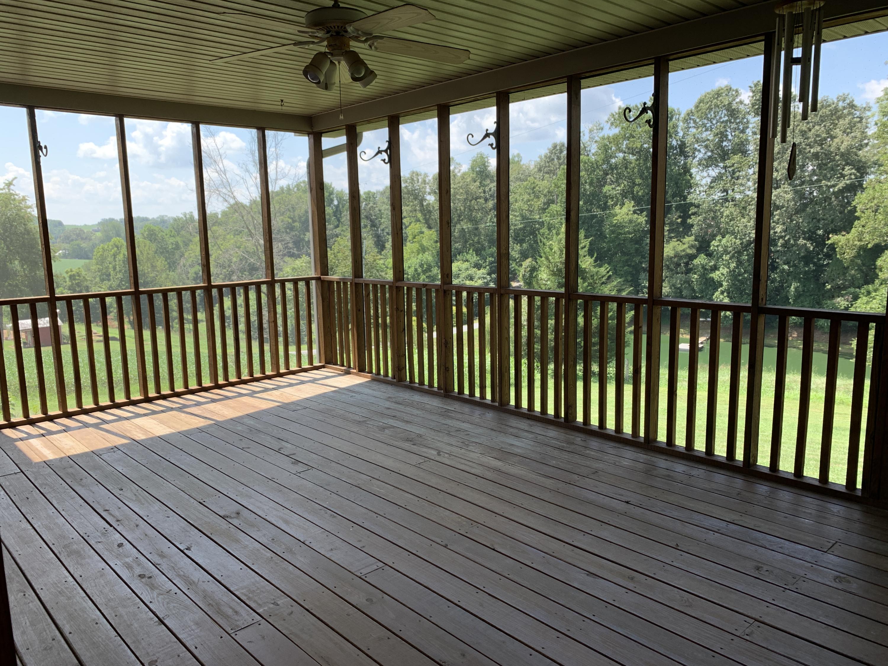 2335 Alean Road Wirtz, VA 24184 - Photo 29 of 101 25 Screened Porch