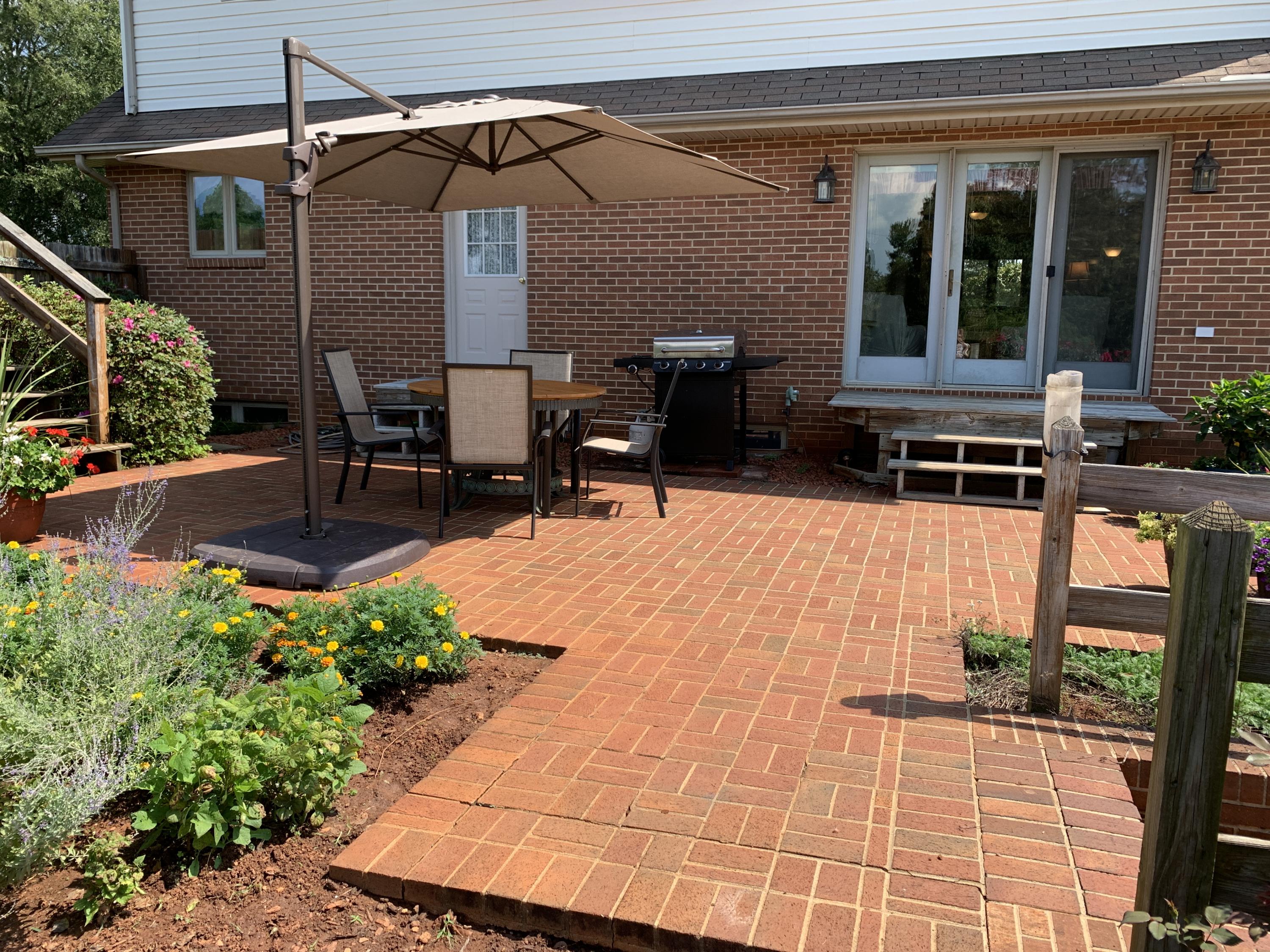 2335 Alean Road Wirtz, VA 24184 - Photo 31 of 101 27 Patio