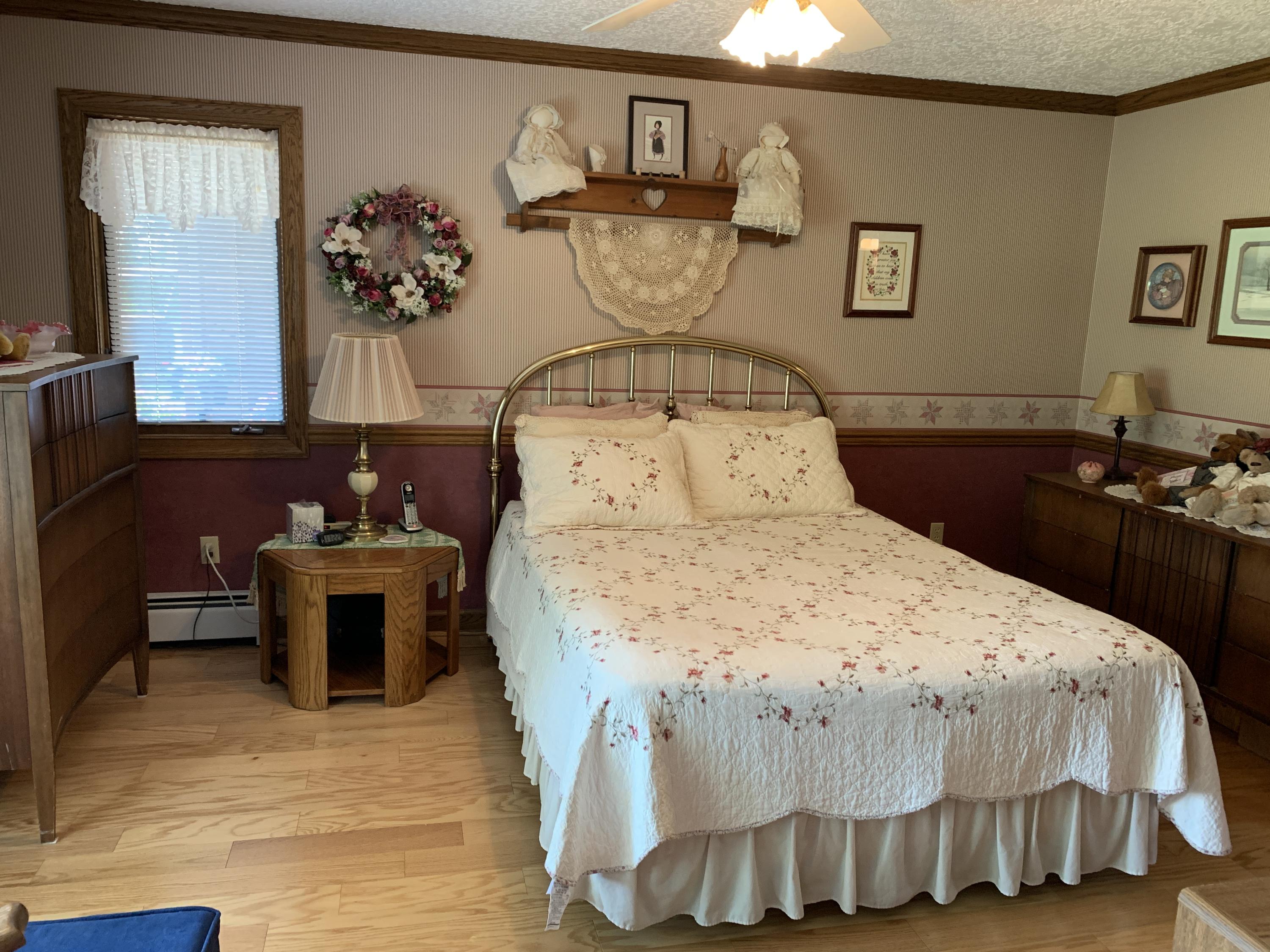 2335 Alean Road Wirtz, VA 24184 - Photo 45 of 101 41 Master Bedroom (1)
