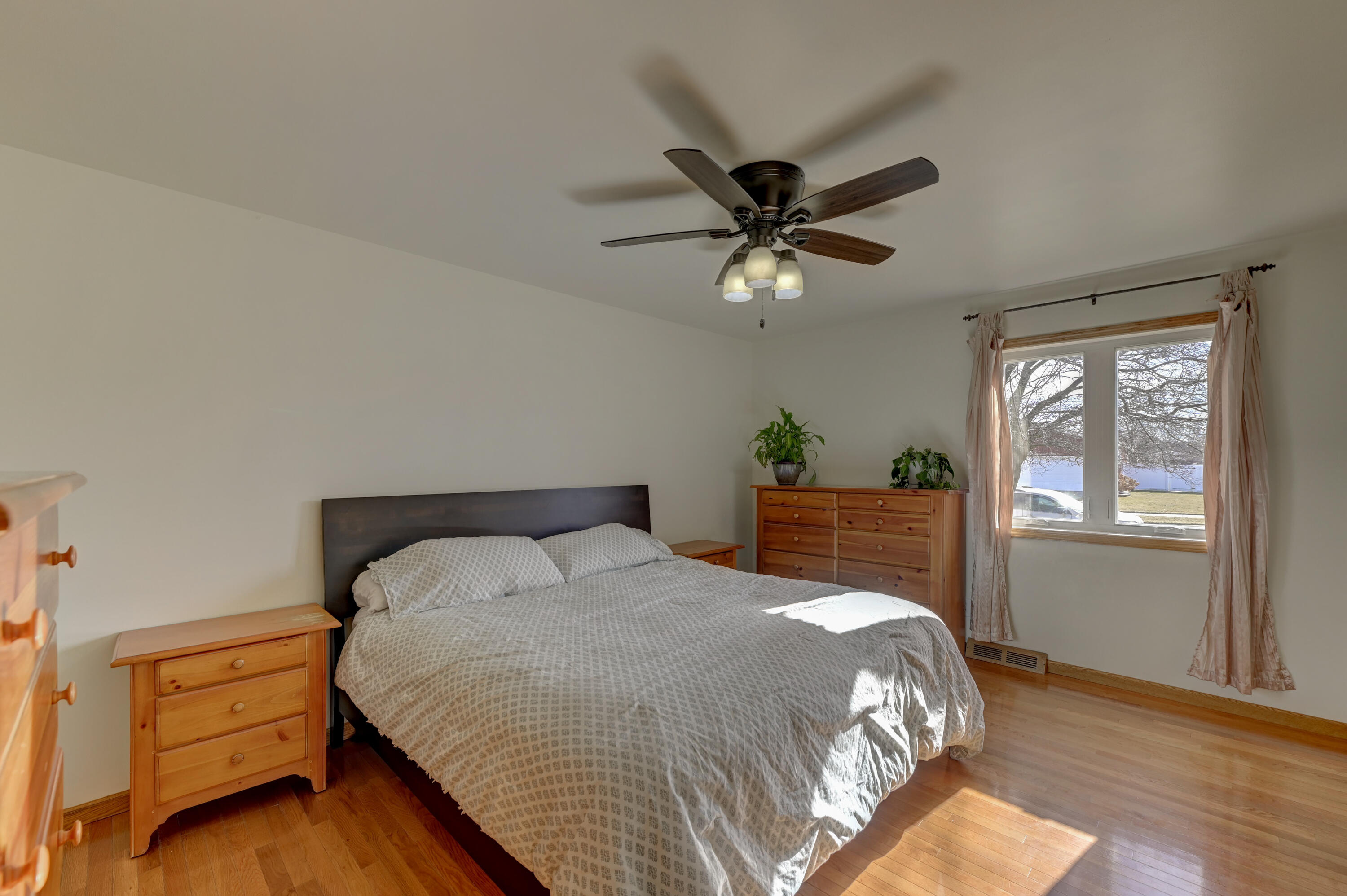 1001 Tomahawk Road Dyer, IN 46311 - Photo 11 of 27 3000x1996