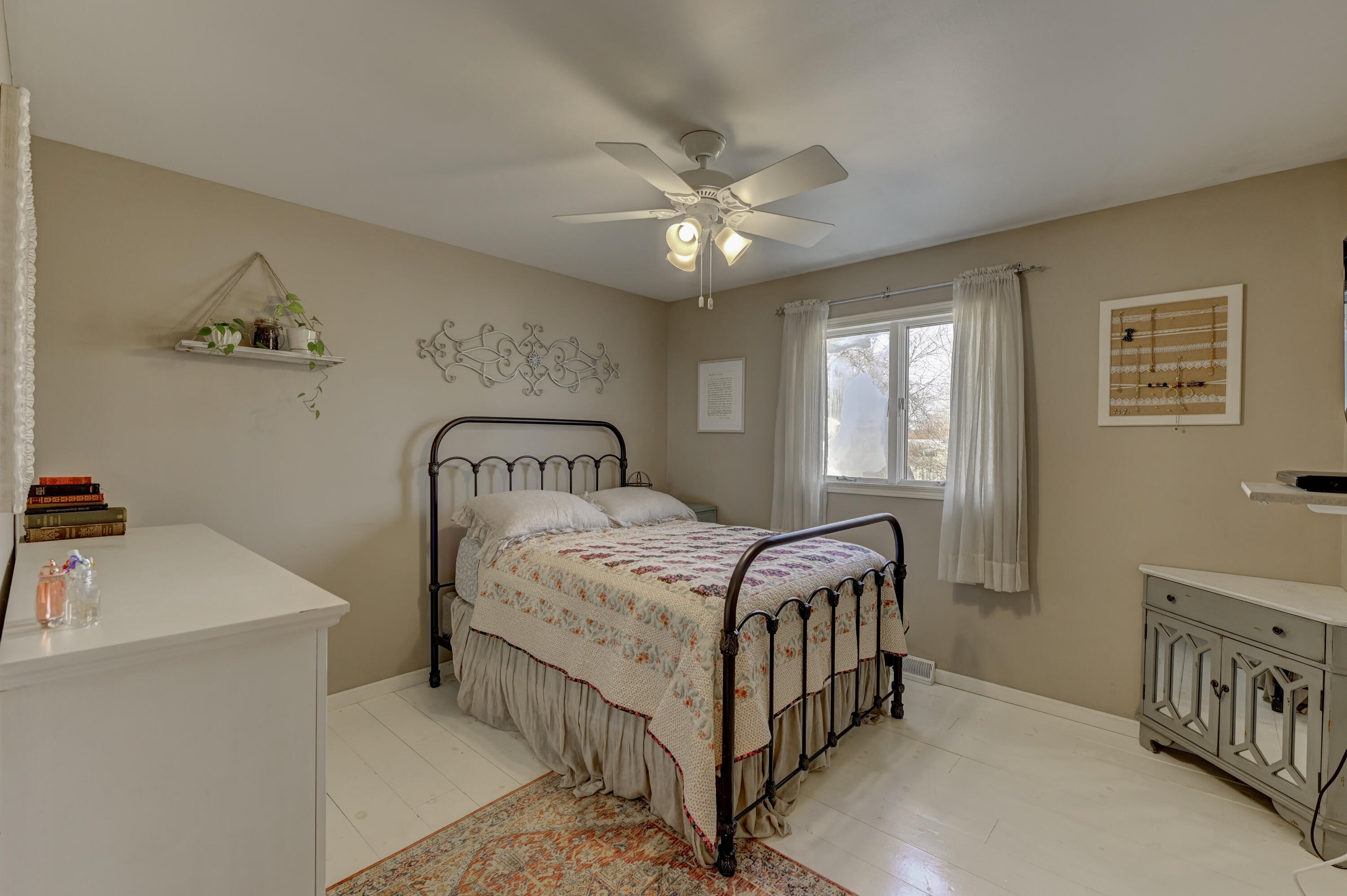 1001 Tomahawk Road Dyer, IN 46311 - Photo 14 of 27 3000x1996