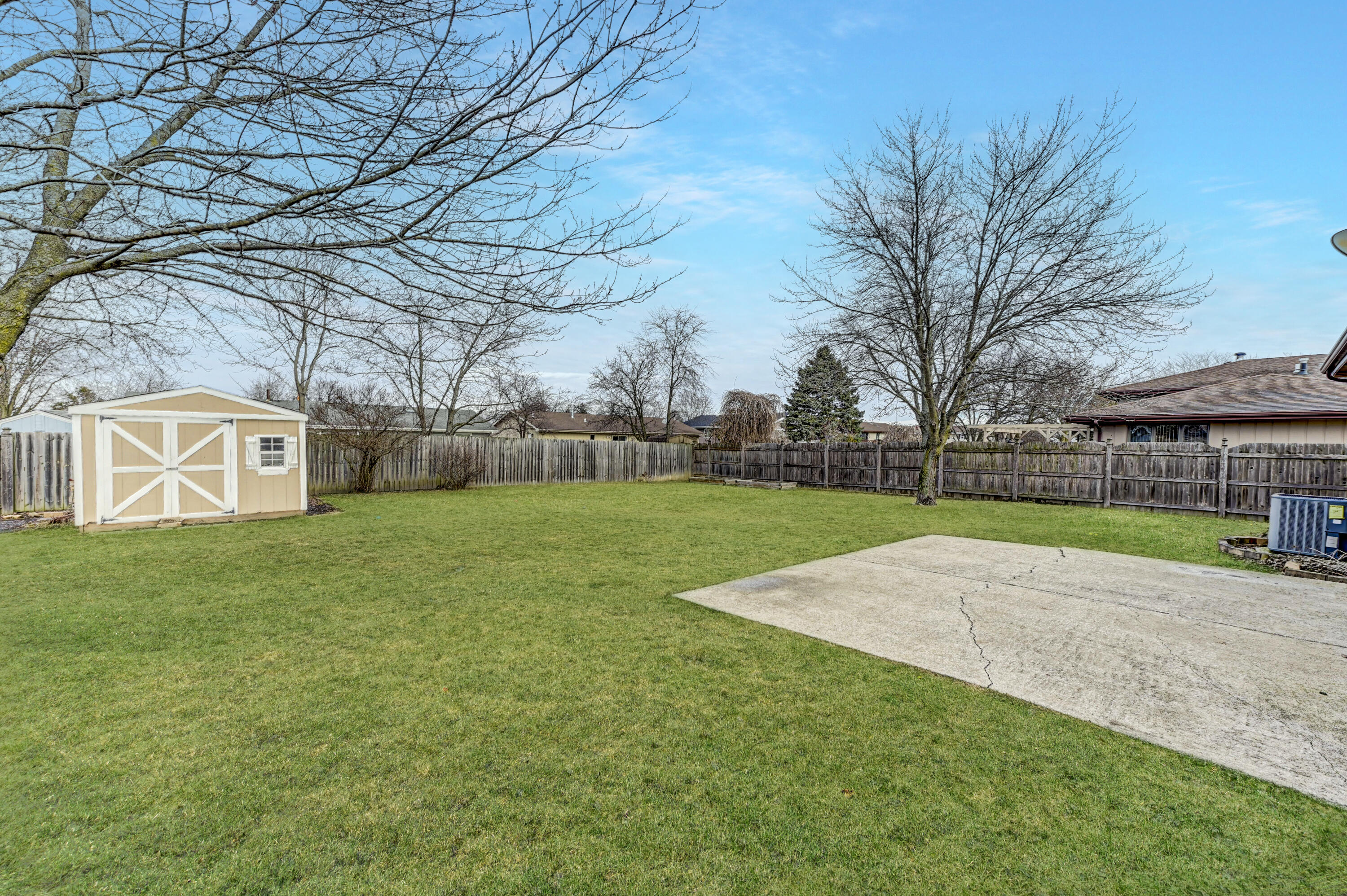 1001 Tomahawk Road Dyer, IN 46311 - Photo 21 of 27 3000x1996