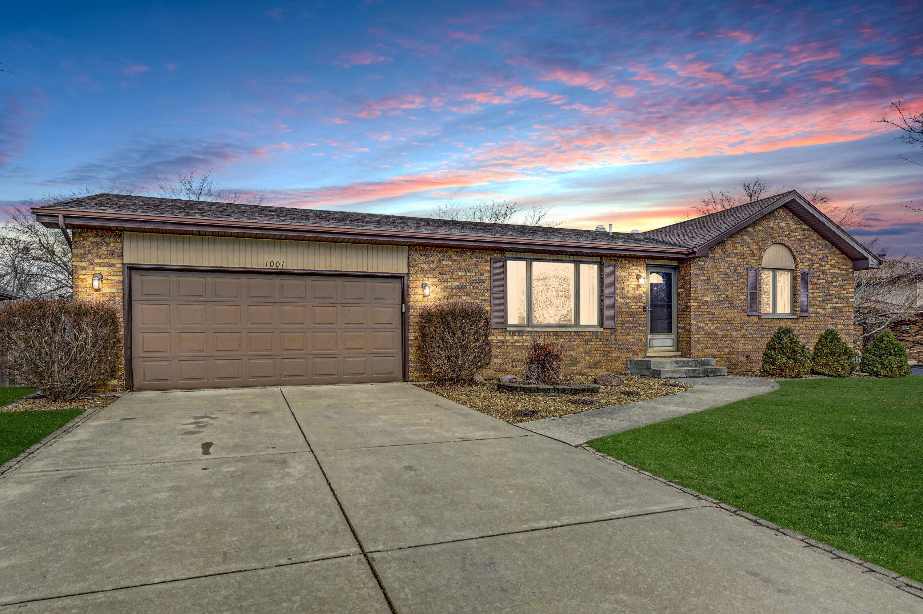 1001 Tomahawk Road Dyer, IN 46311 - Photo 27 of 27 3000x1996