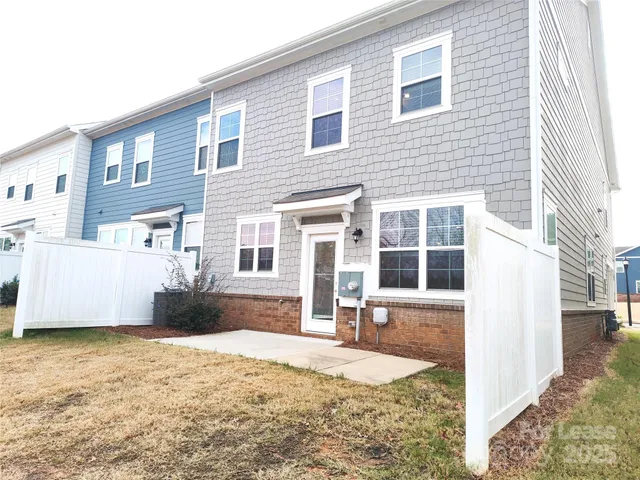 $2,250 | 3327 Glenn Hope Way, Matthews, NC 28104