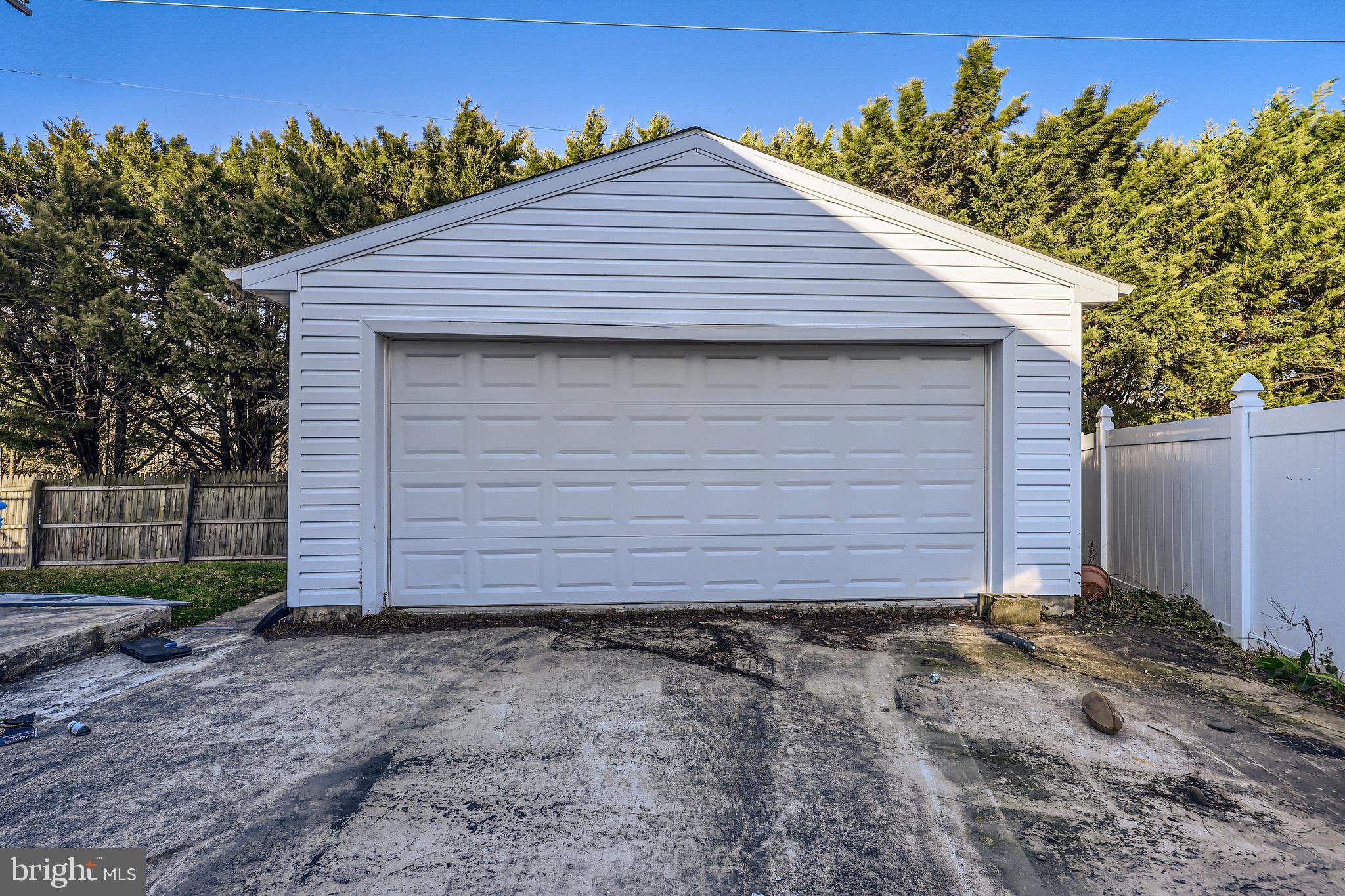 24 Box Circle Essex, MD 21221 - Photo 22 of 22 Garage