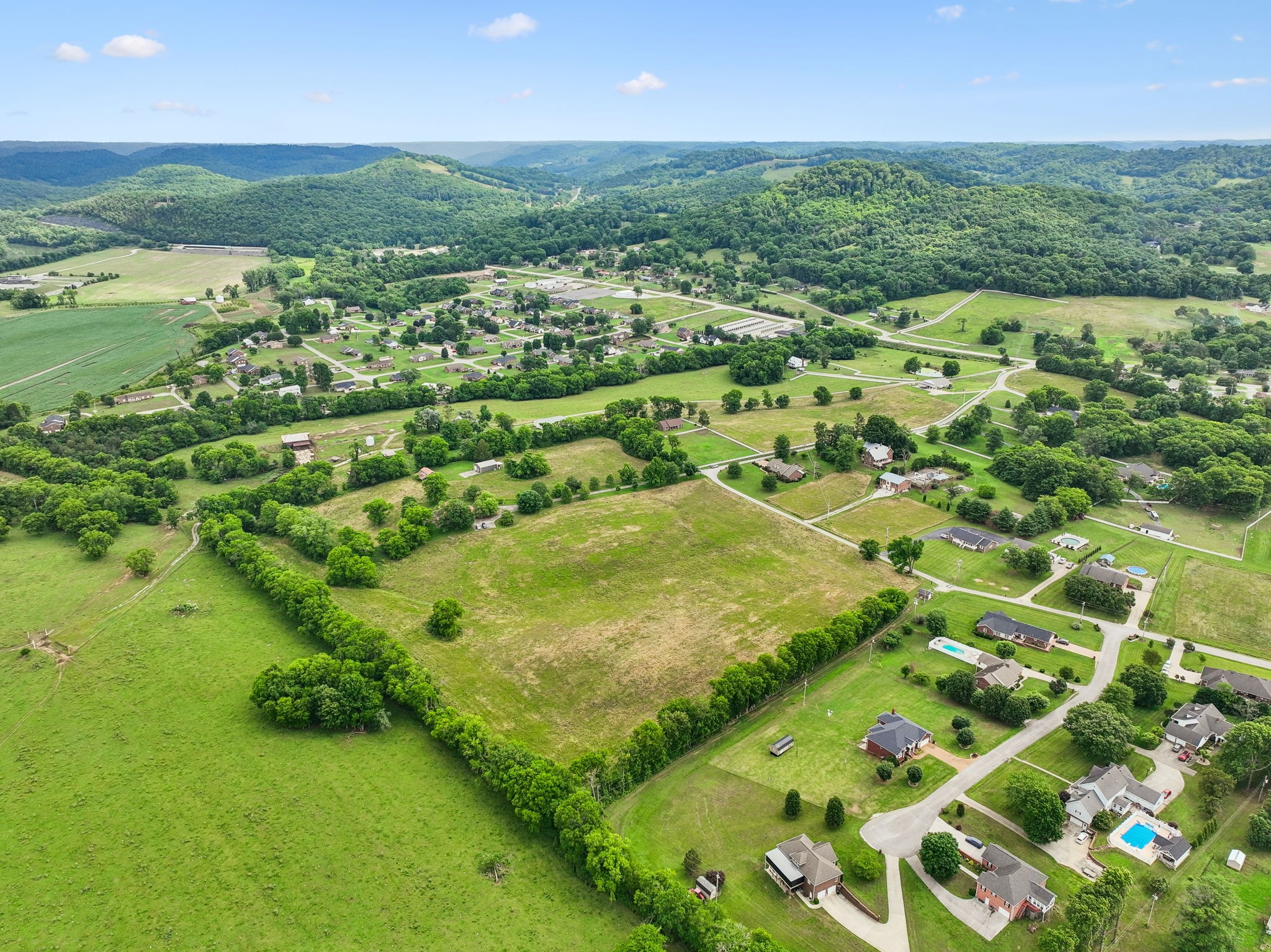20 Riverbend Lane Carthage, TN 37030 - Photo 60 of 71 a view of a city