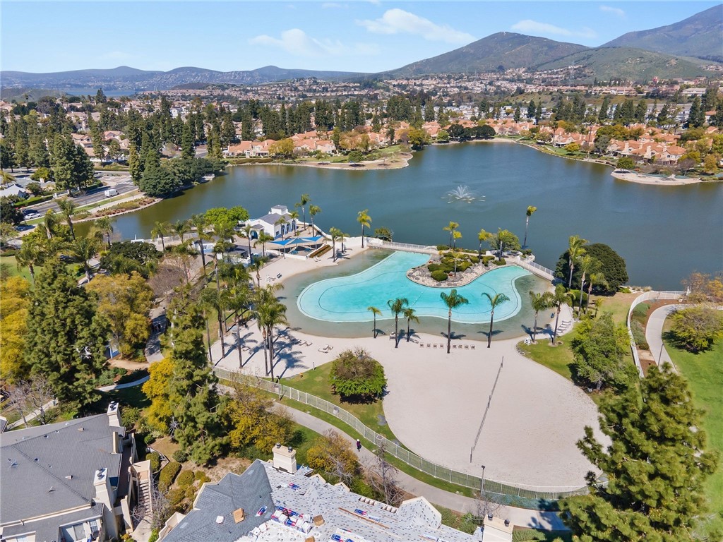 795 Brookstone Road, Unit 102 Chula Vista, CA 91913 - Photo 2 of 27