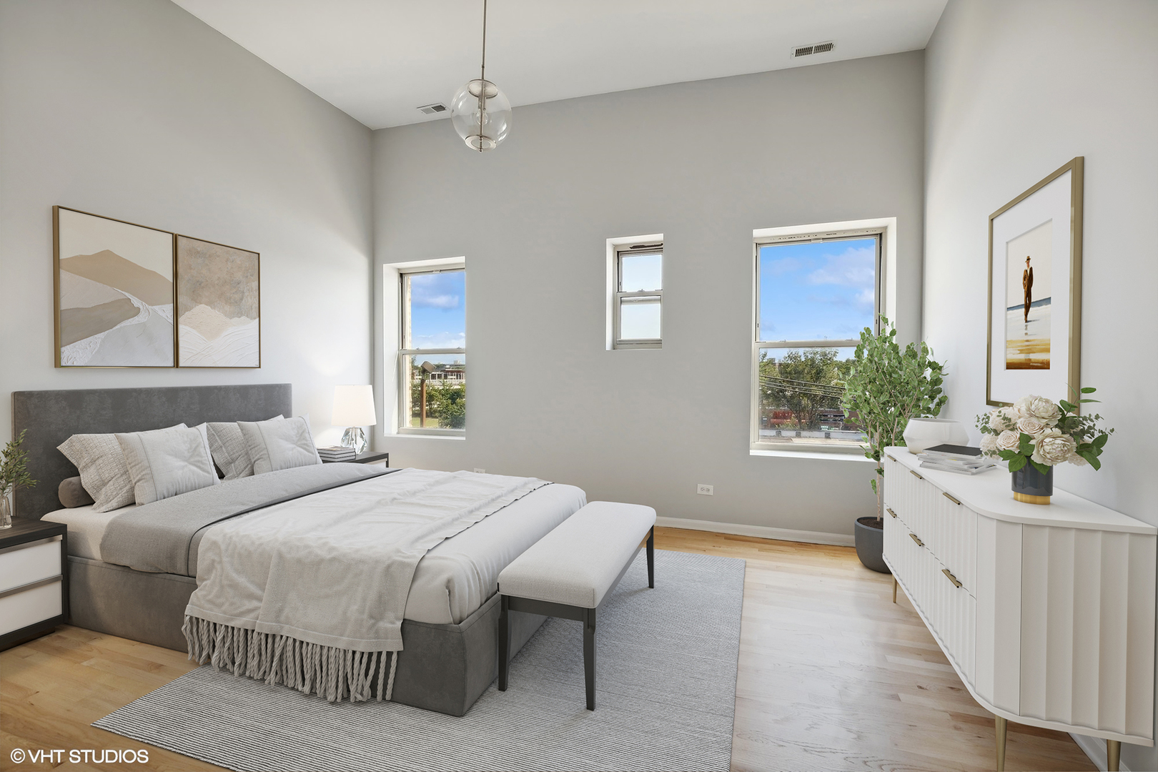 4646 South Prairie Avenue, Unit 3S Chicago, IL 60653 - Photo 11 of 42 a bedroom with a bed and a window