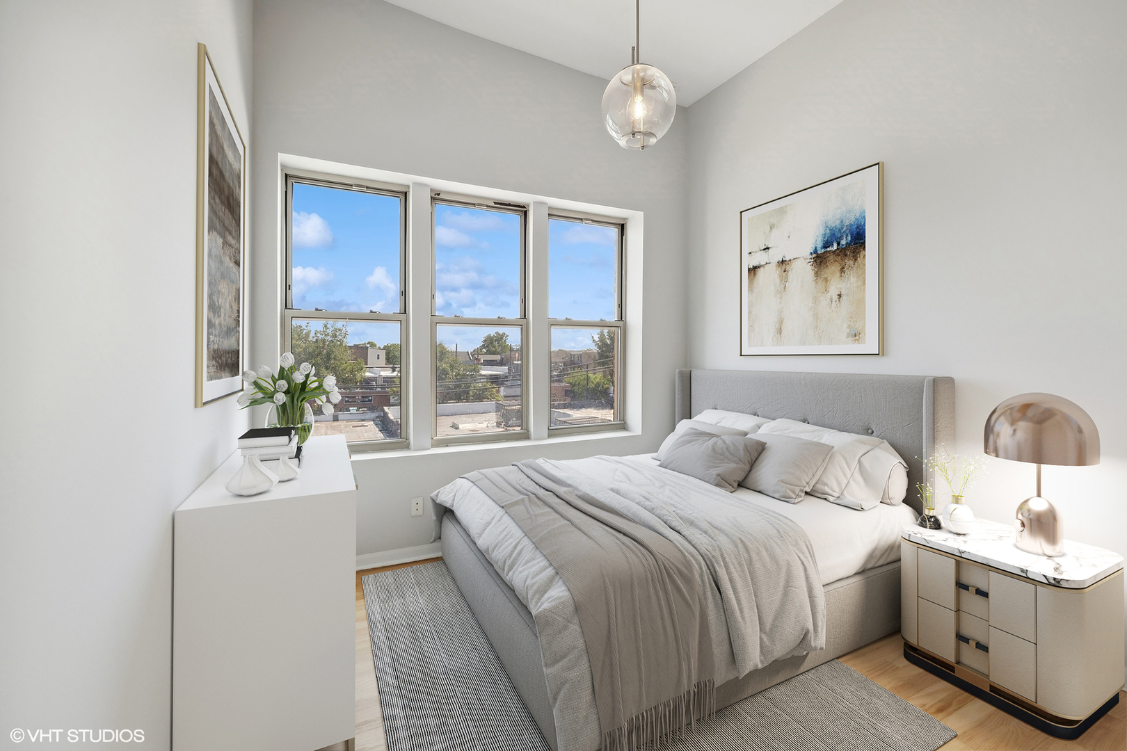 4646 South Prairie Avenue, Unit 3S Chicago, IL 60653 - Photo 21 of 42 a bedroom with bed and window