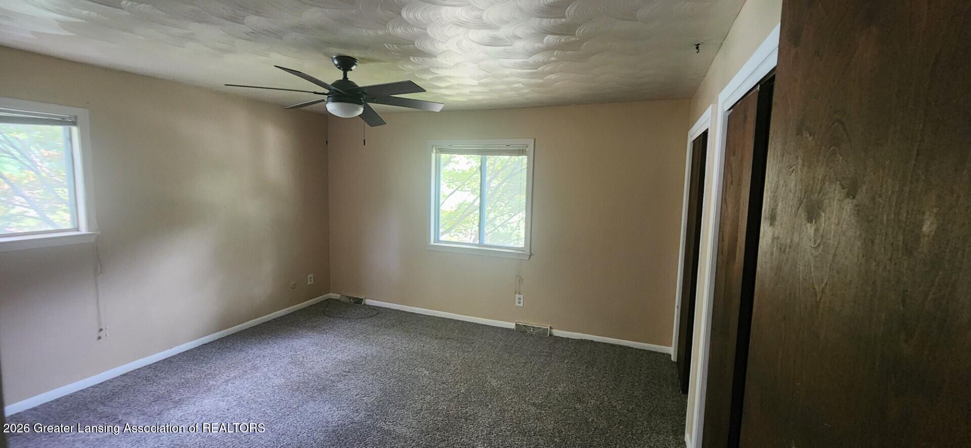 4730-4732 Holt Road Holt, MI 48842 - Photo 16 of 23 e6013101-6cc8-4d36-816d-daaf08d0e6ee