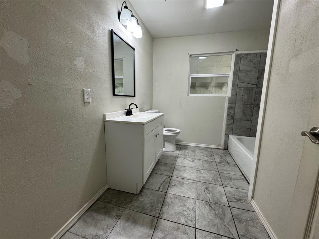1605 Jackson Street Commerce, TX 75428 - Photo 12 of 19