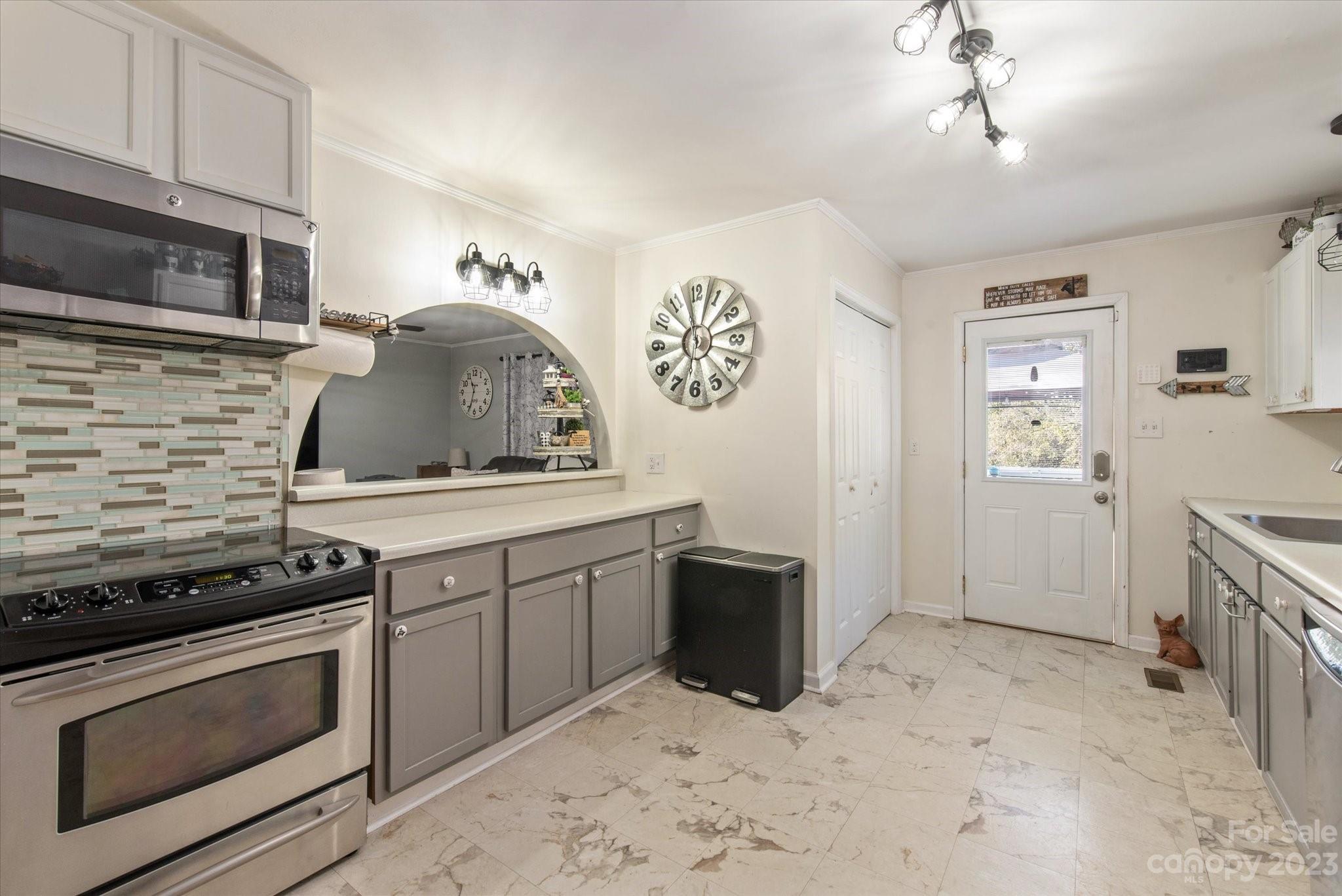 7057 Henry Harris Road Lancaster, SC 29720 - Photo 8 of 48 Gallery Image 8