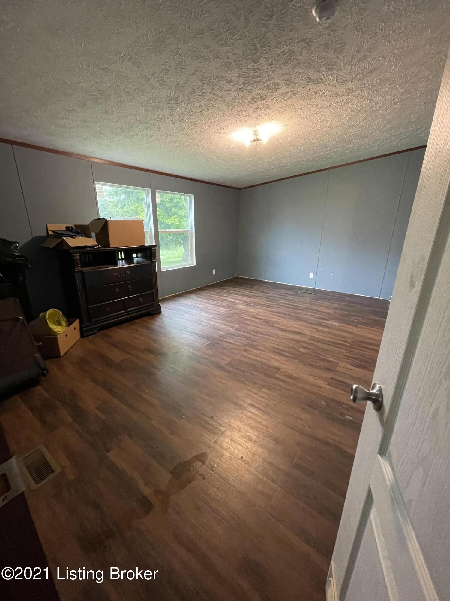 660 Camp Ground Road Bloomfield, KY 40008 - Photo 11 of 13 Large primary bedroom.