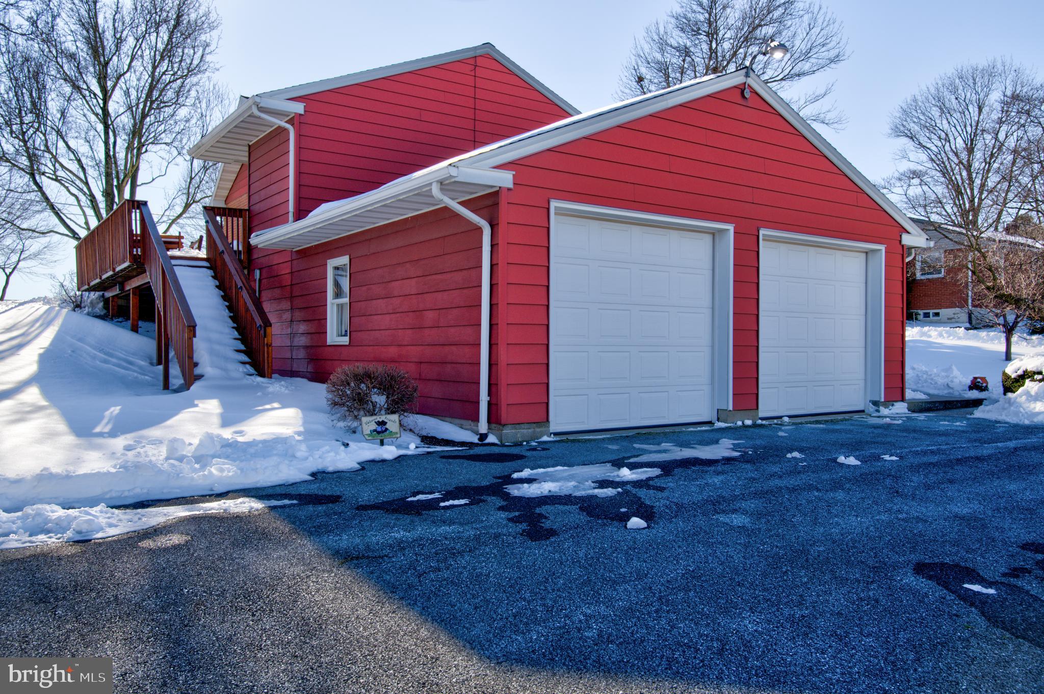345 East Lexington Road Lititz, PA 17543 - Photo 29 of 41 Garage