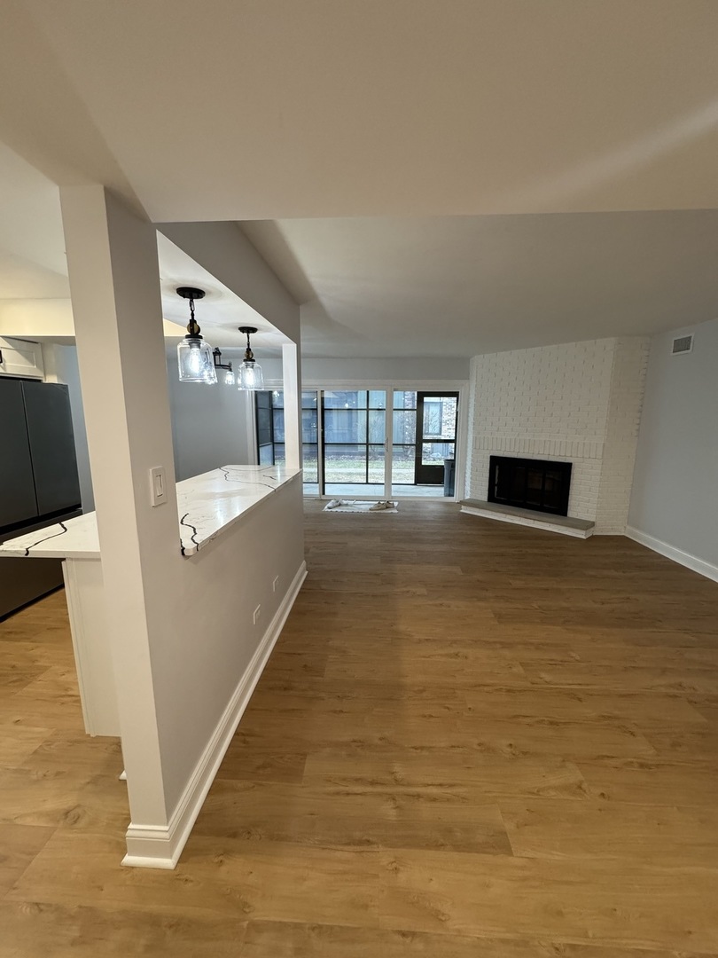 9170 S Road, Unit A Palos Hills, IL 60465 - Photo 7 of 25 Gallery Image 7