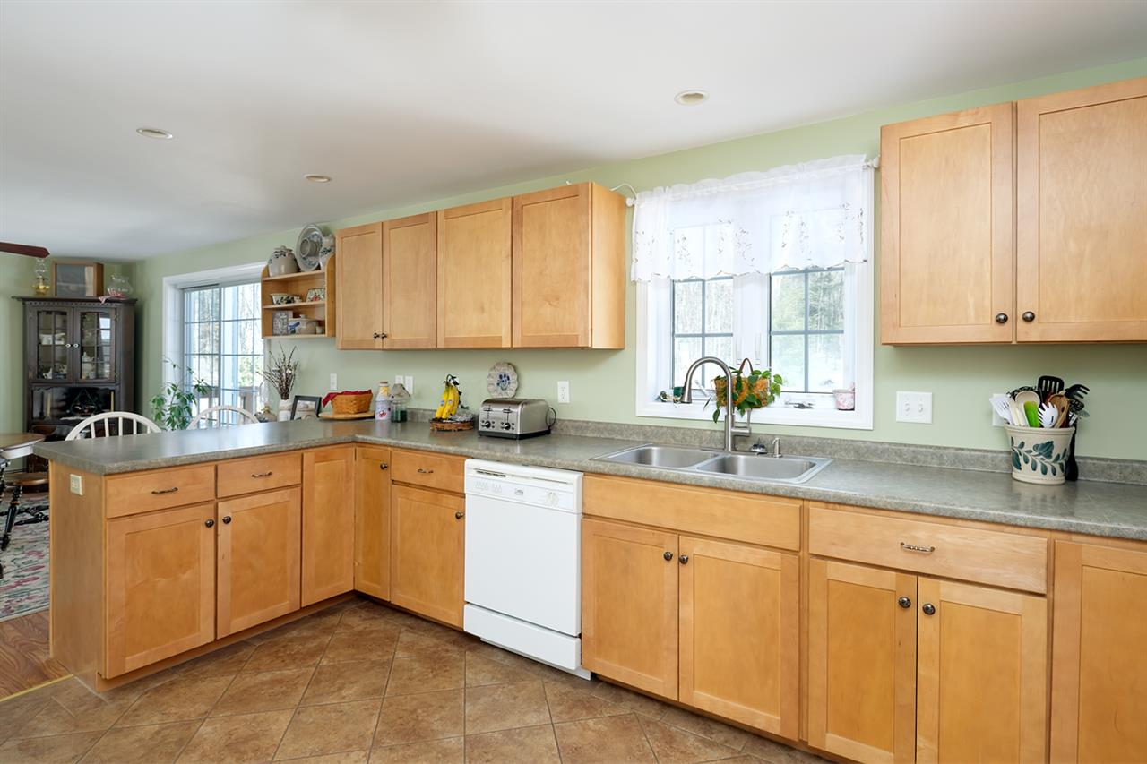 107 Chestnut Hill Road Farmington, NH 03835 - Photo 20 of 35