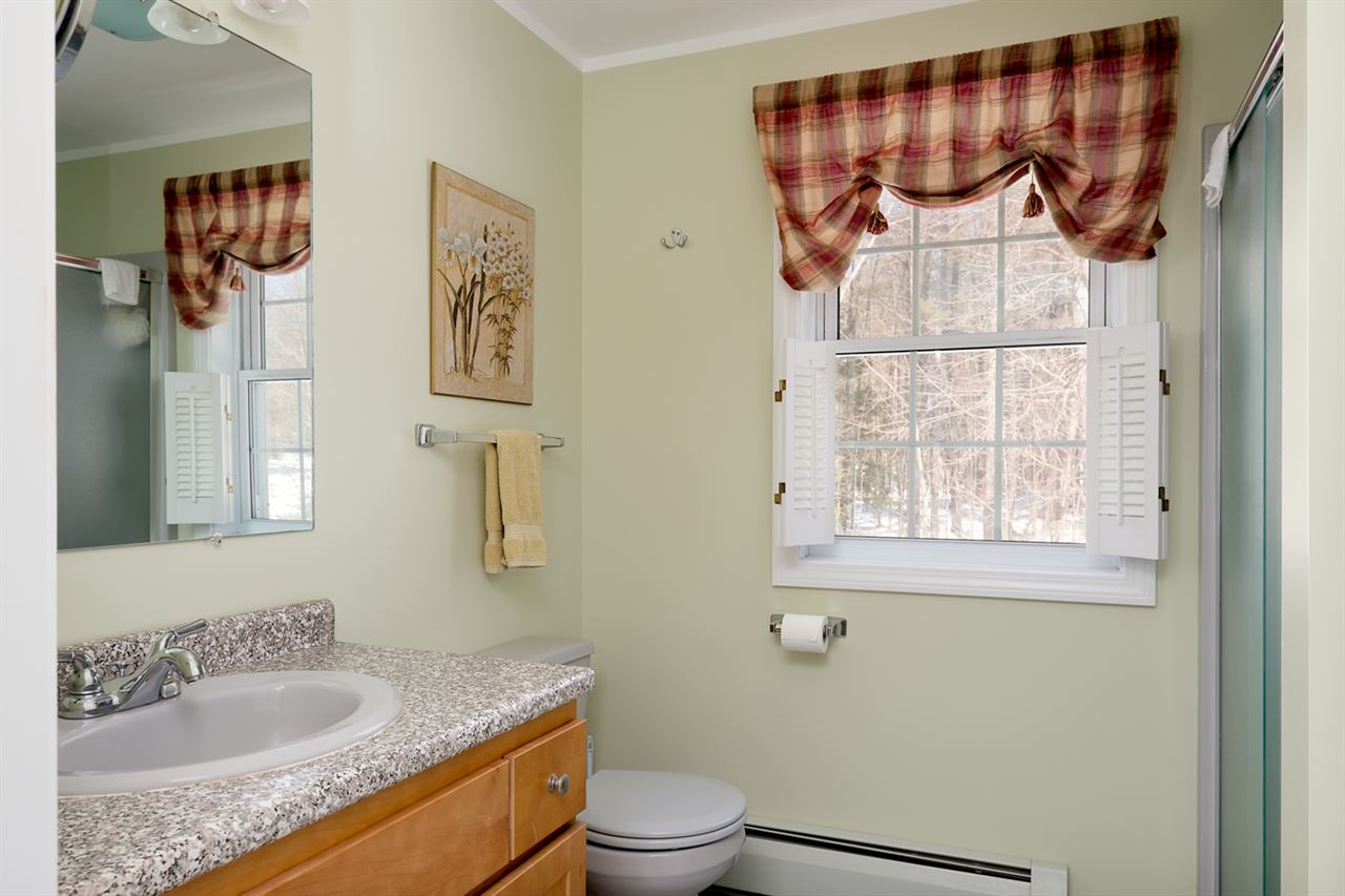 107 Chestnut Hill Road Farmington, NH 03835 - Photo 28 of 35