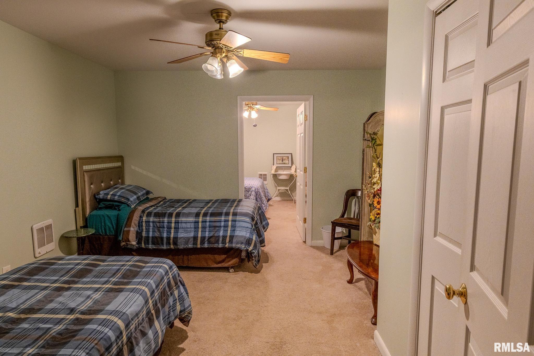 1925 Catalina Lane Springfield, IL 62702 - Photo 34 of 76
