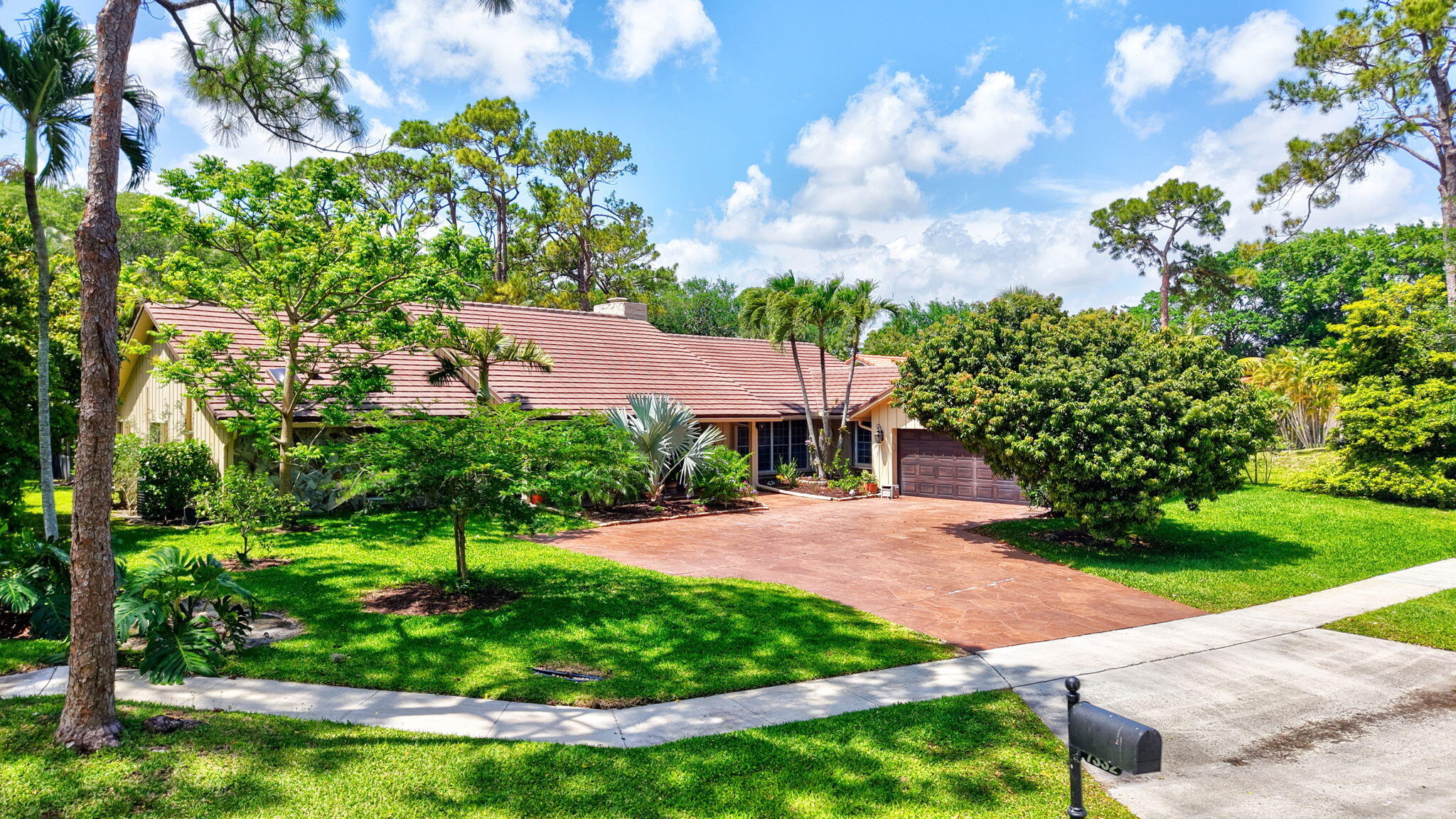 7332 Estrella Court Boca Raton, FL 33433 - Photo 69 of 81 70-web-or-mls-DJI_20260414141845_0061_D_