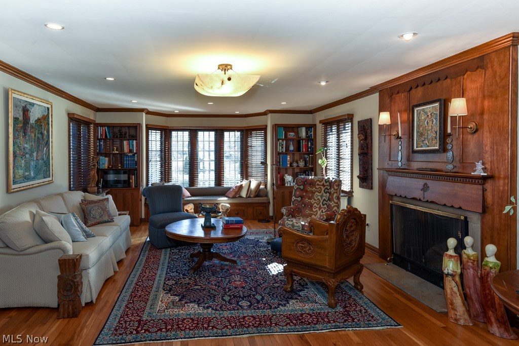 3161 Huntington Road Cleveland, OH 44120 - Photo 4 of 34 Gallery Image 4