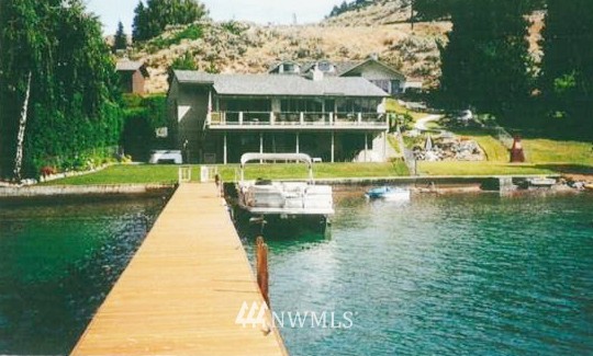 122 Spader Bay Road Chelan, WA 98816 - Photo 1 of 25 Gallery Image 1